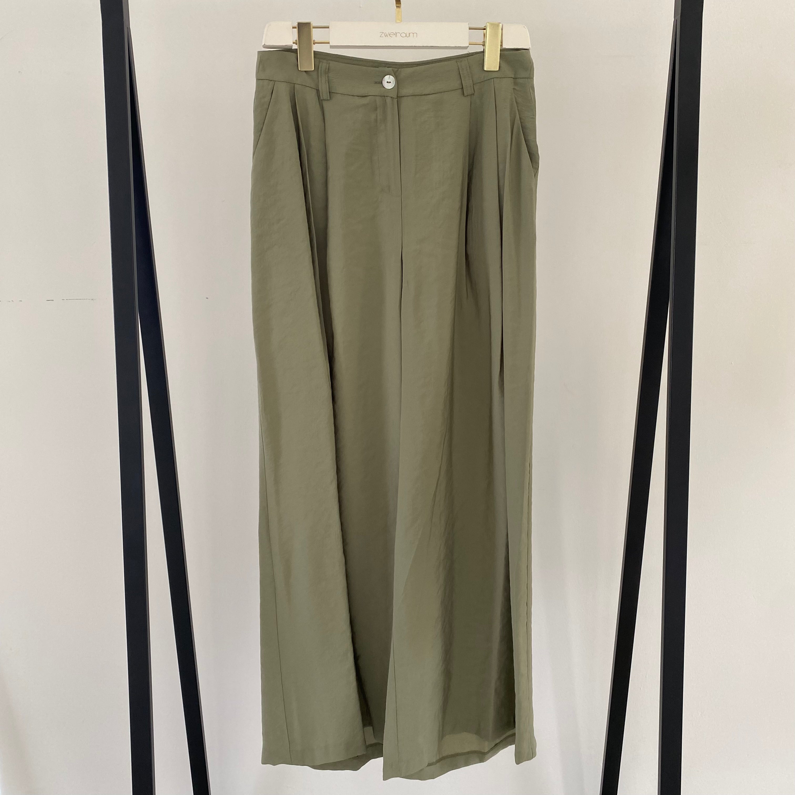 Hose Flowy mit Bundfalten