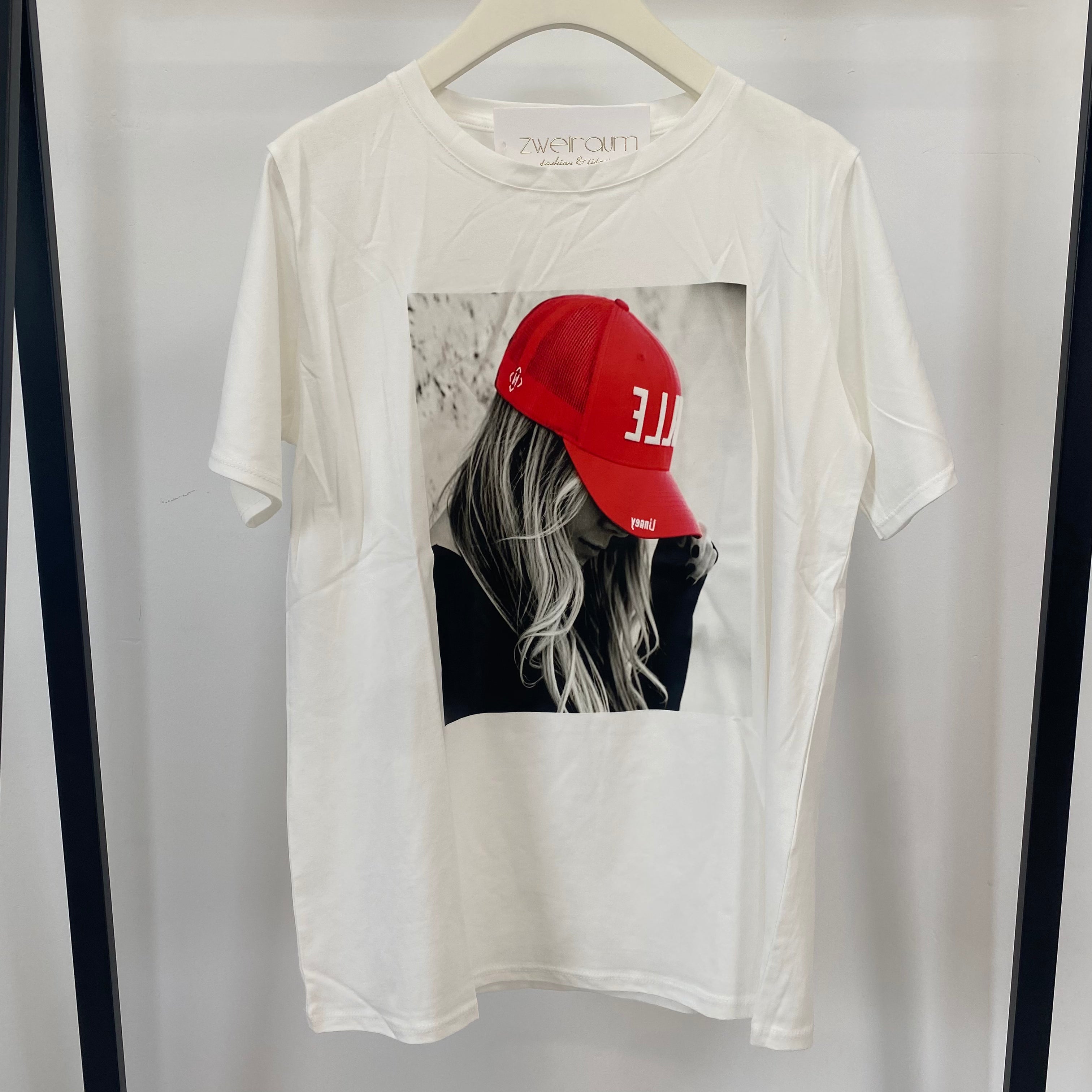 T-Shirt Cap Girl