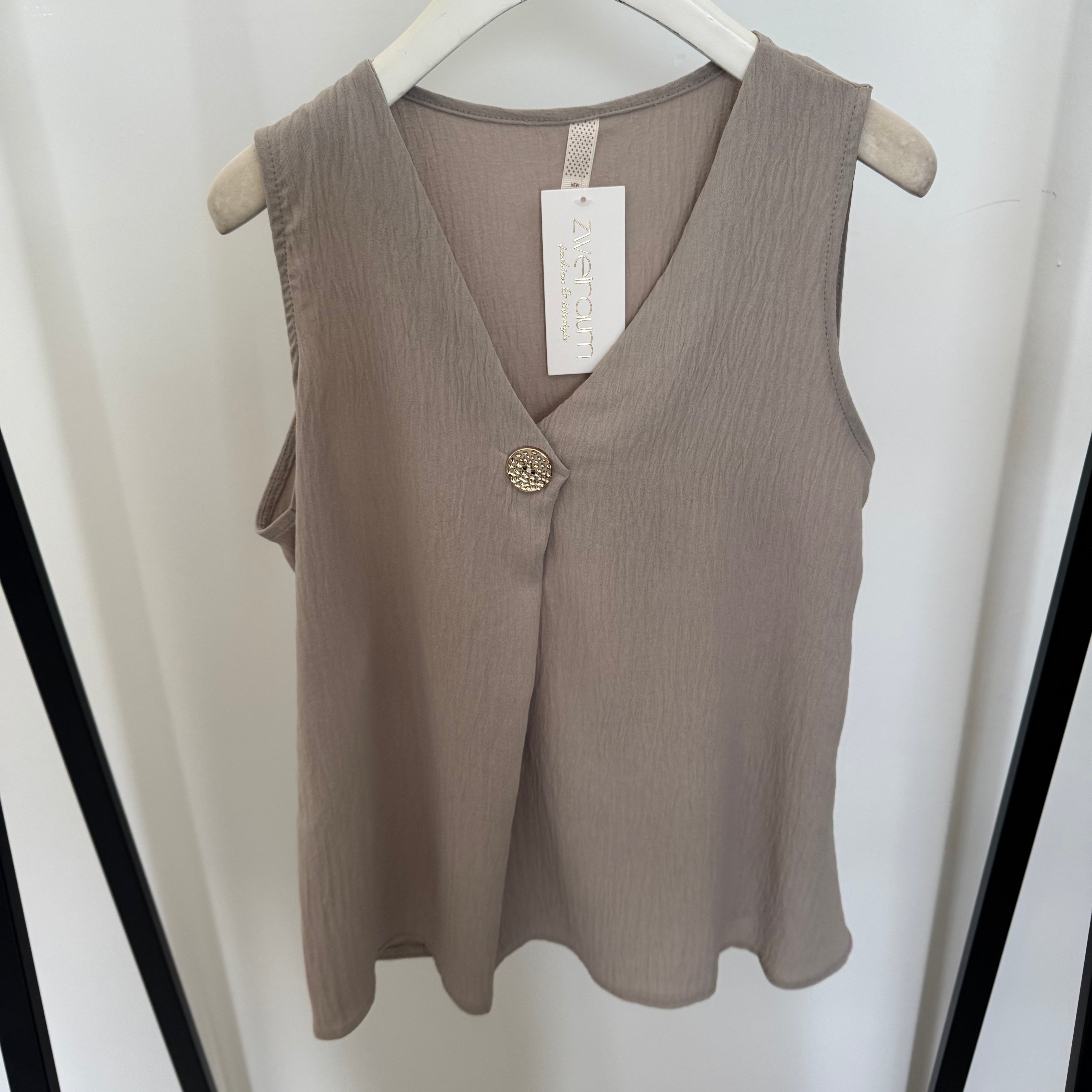 Loose Top Golden Button