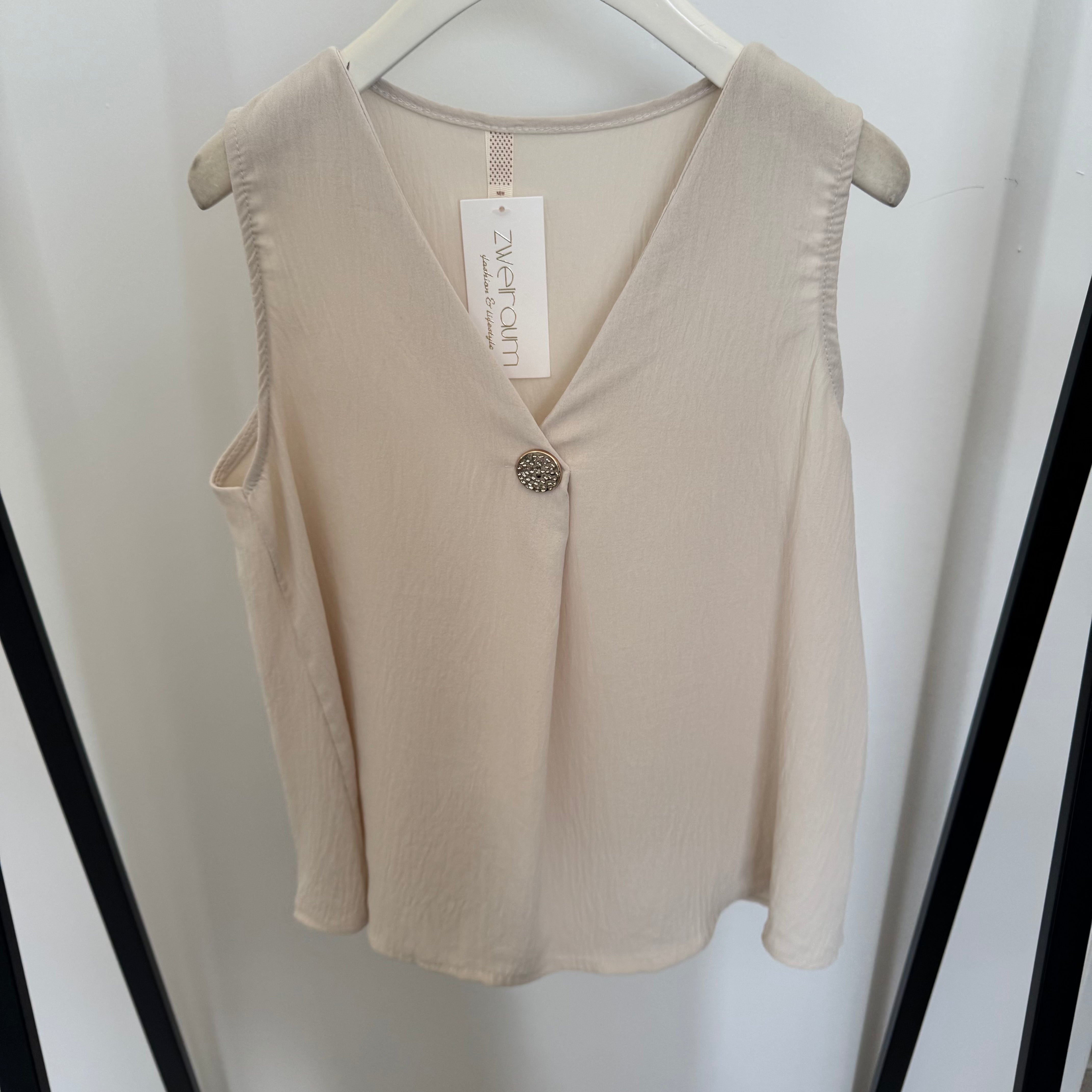 Loose Top Golden Button
