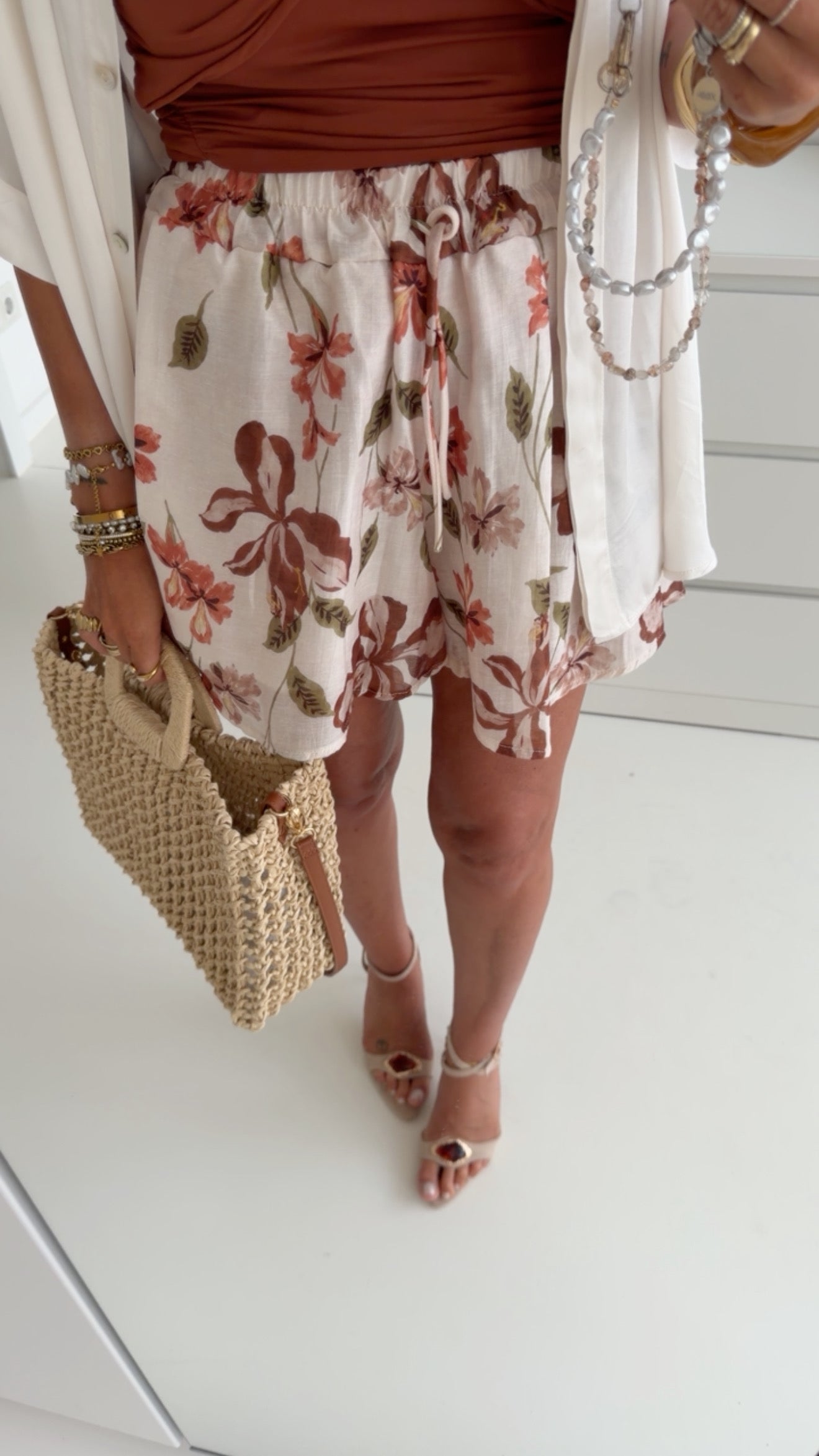 Luftige Flower Shorts
