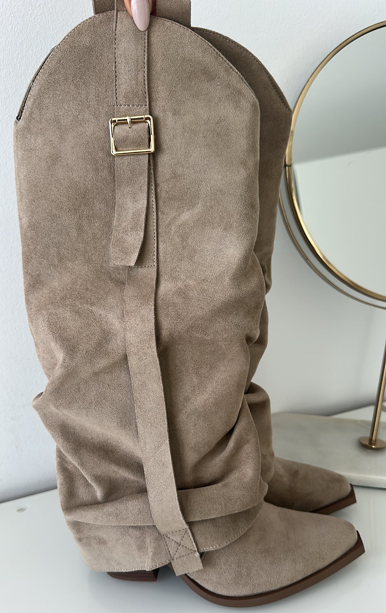 Cowboy Boots mit Schnalle