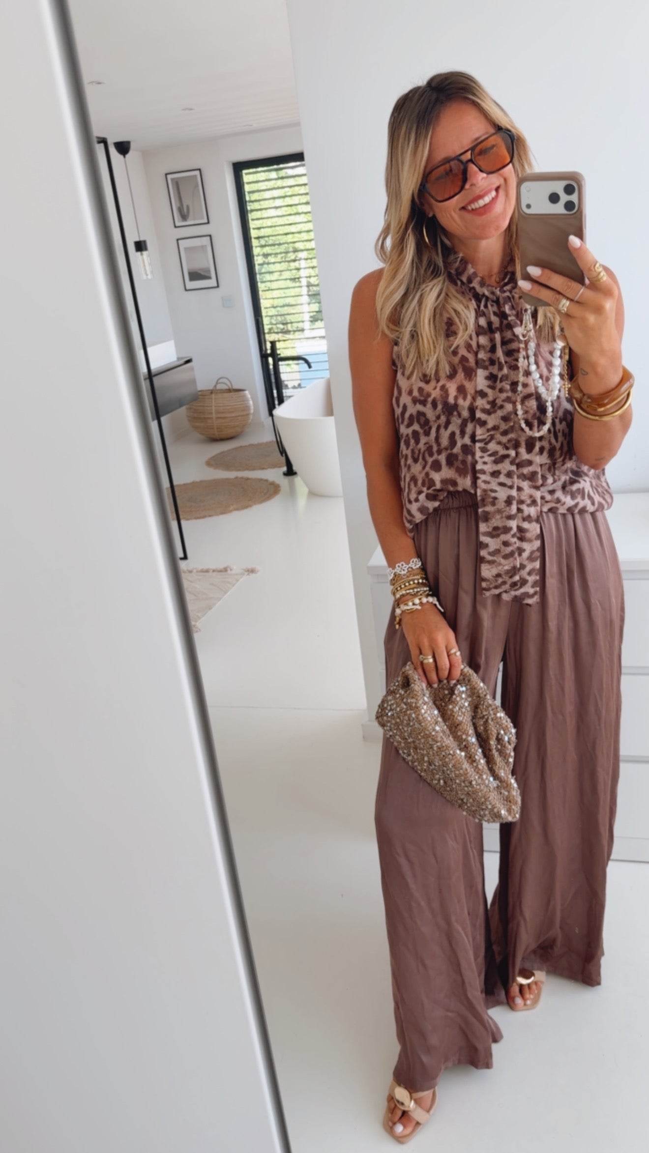 Silky Loose Hose