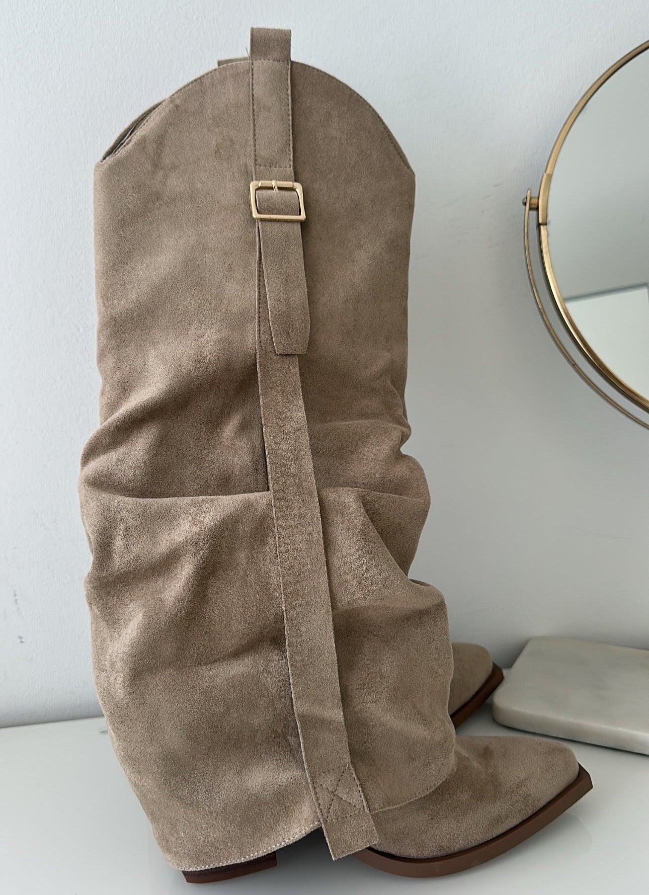 Cowboy Boots mit Schnalle