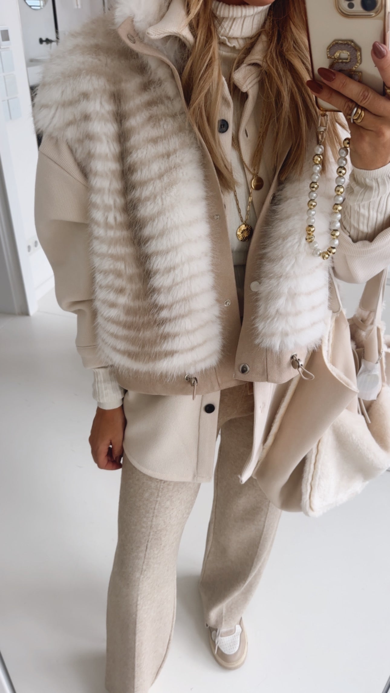 Midi Kuschel Weste Zebra a like