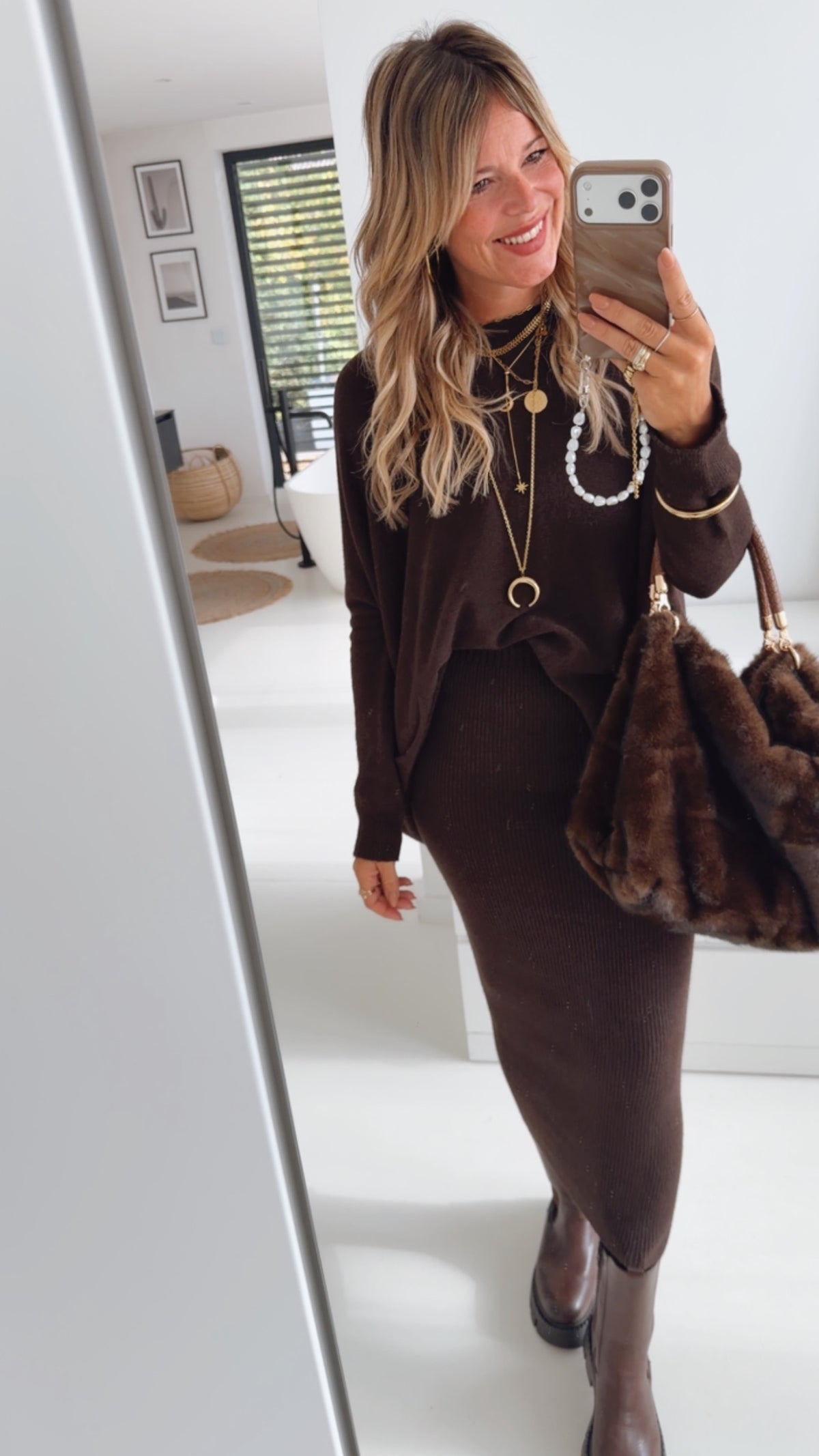 Capsule Pulli Side Pocket