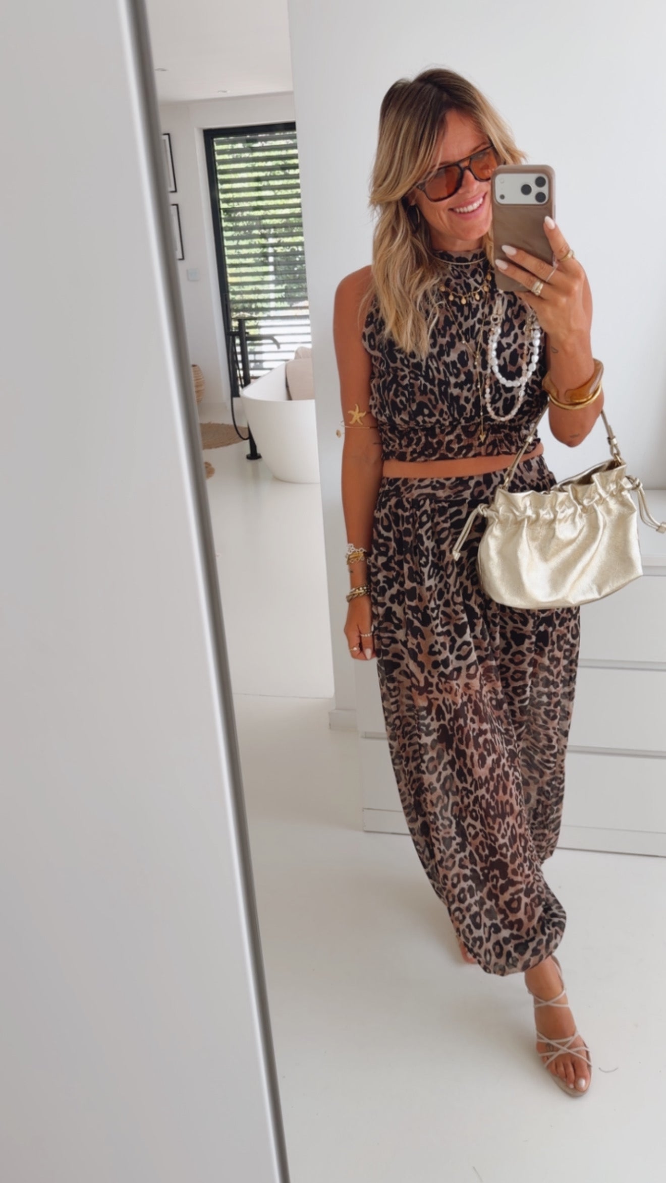 Leo Hose Scrunch