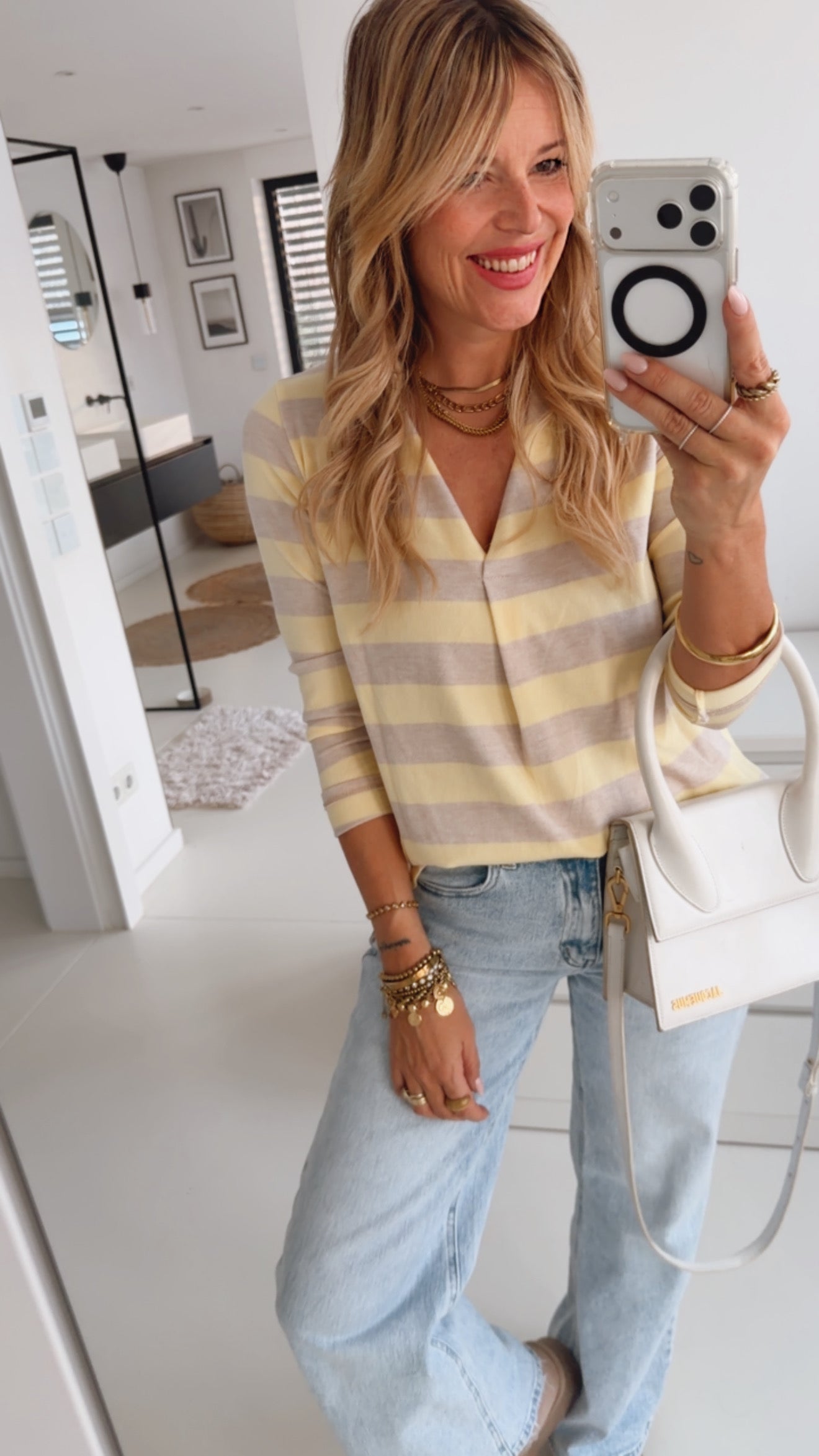 Longsleeve Deep V-Neck Stripes