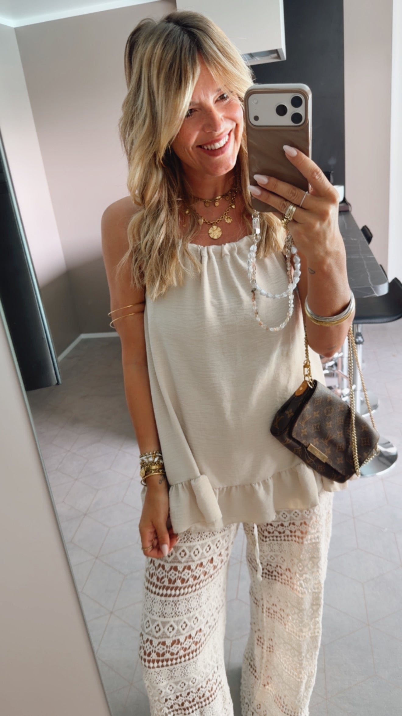 Neckholder Top mit Volants