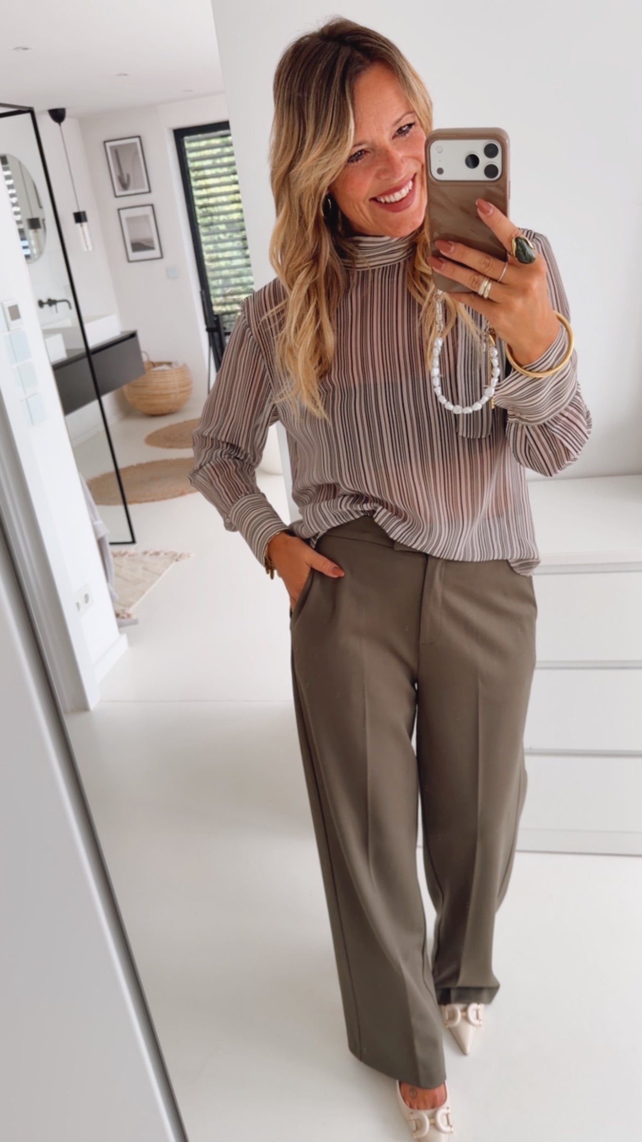 Bluse Irregular Stripes