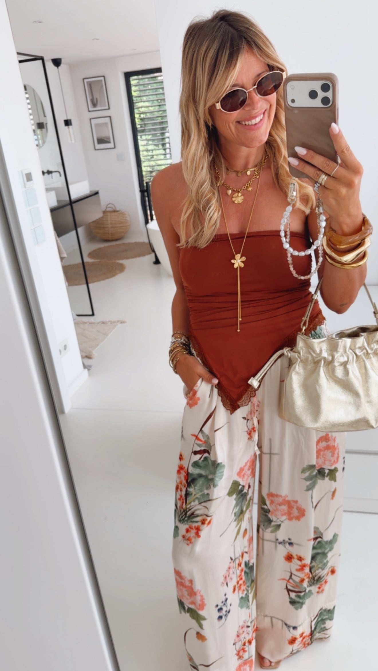 Tube Top mit seitlichem Schlitz & Lace Detail