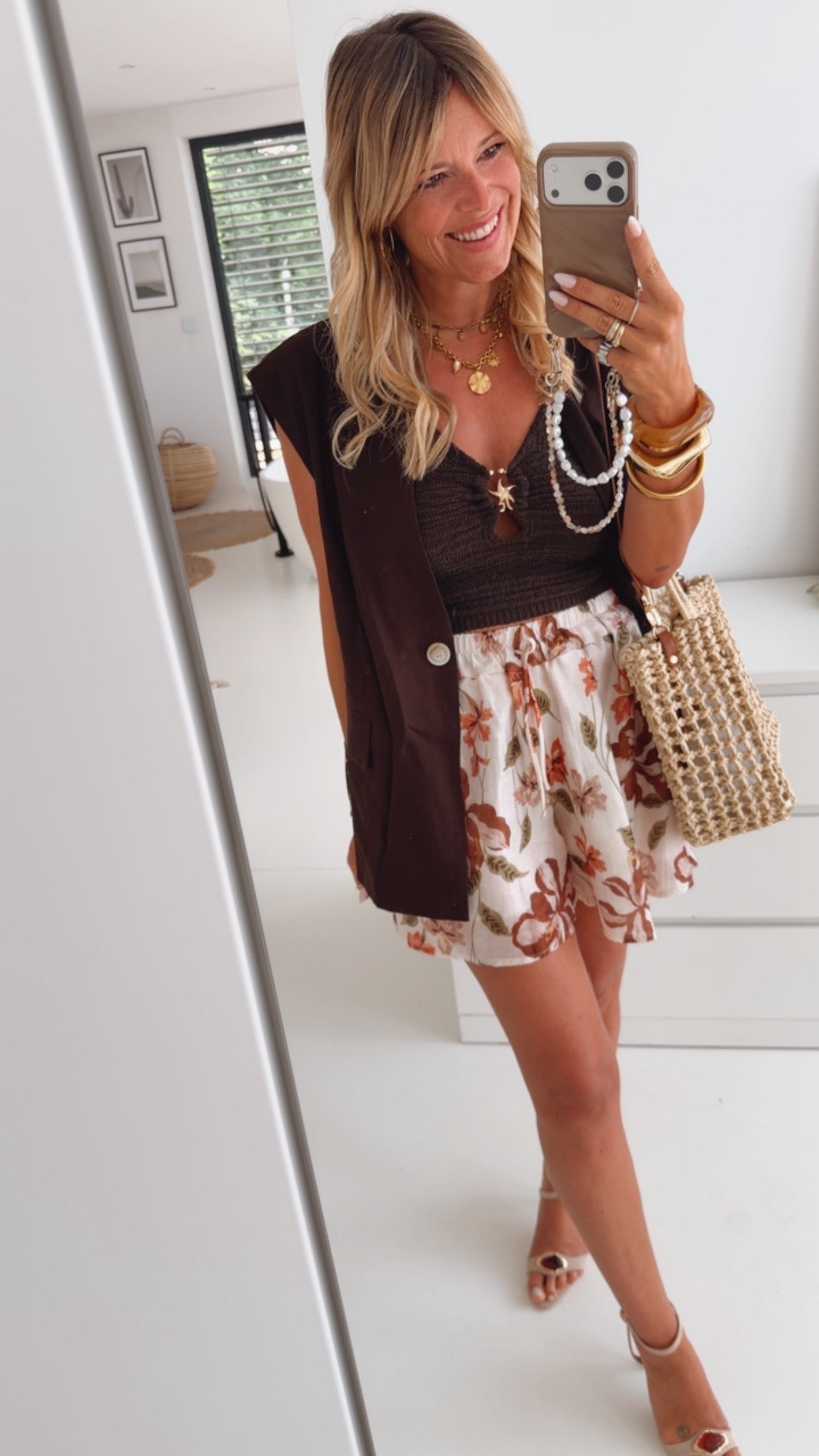 Luftige Flower Shorts