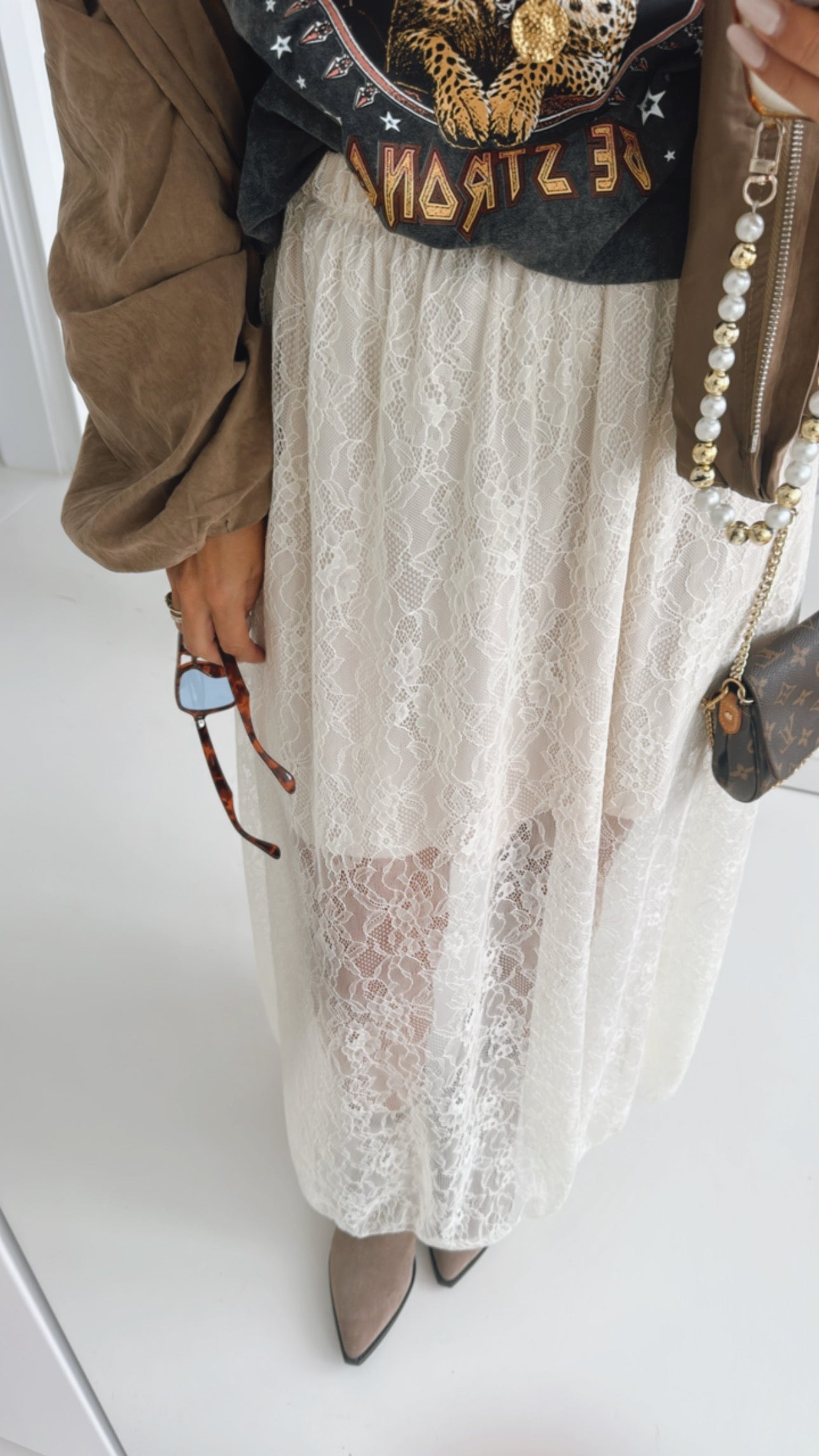 Rock Long Lace