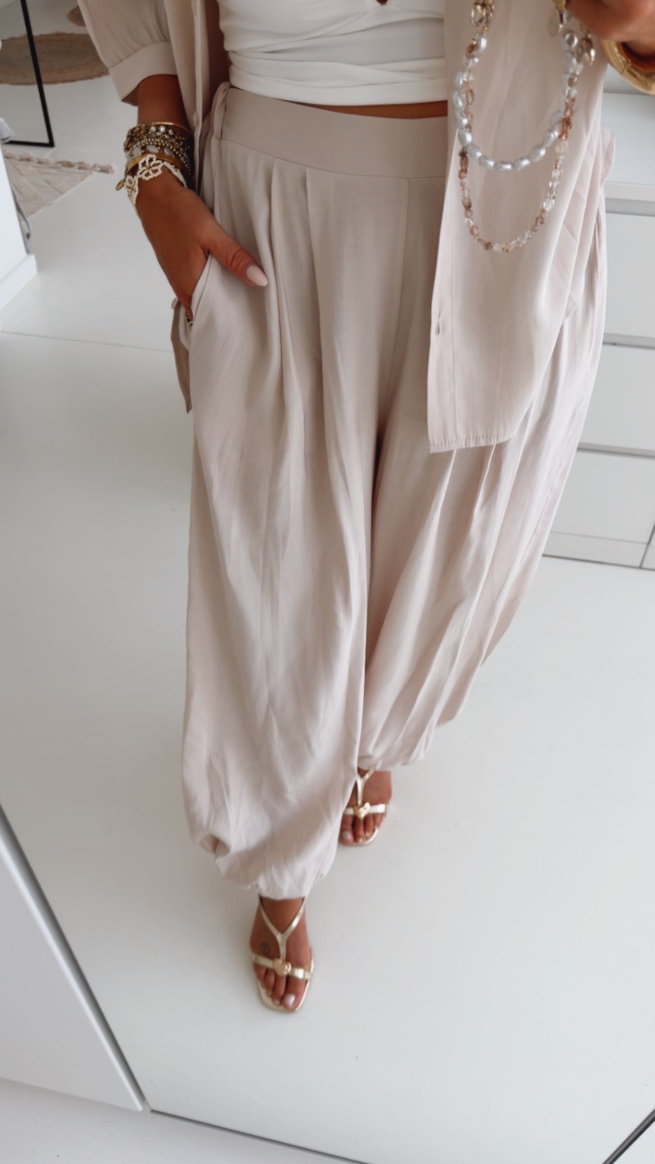Loose Hose Cinched