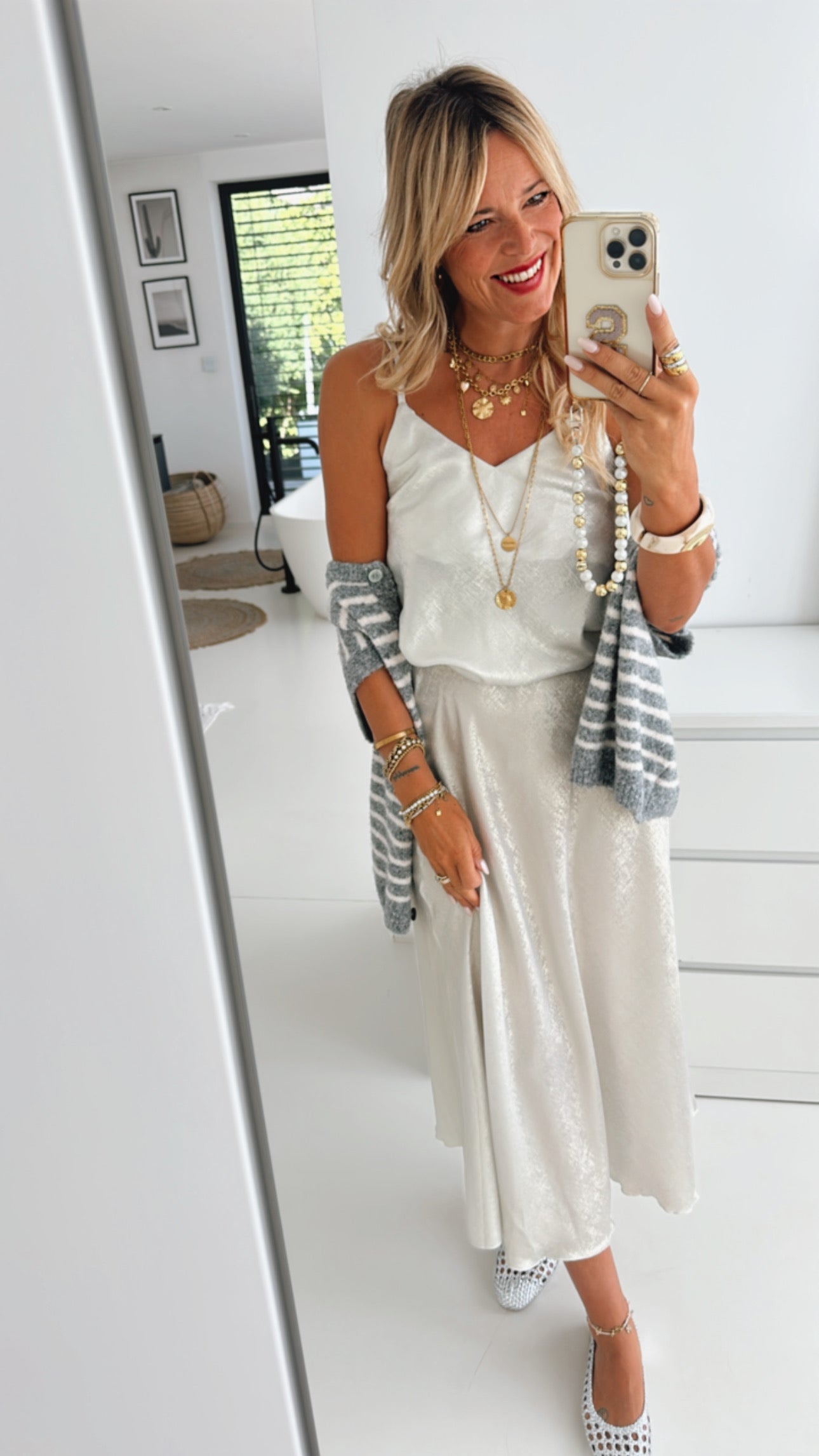 Midi Rock Shiny Structured