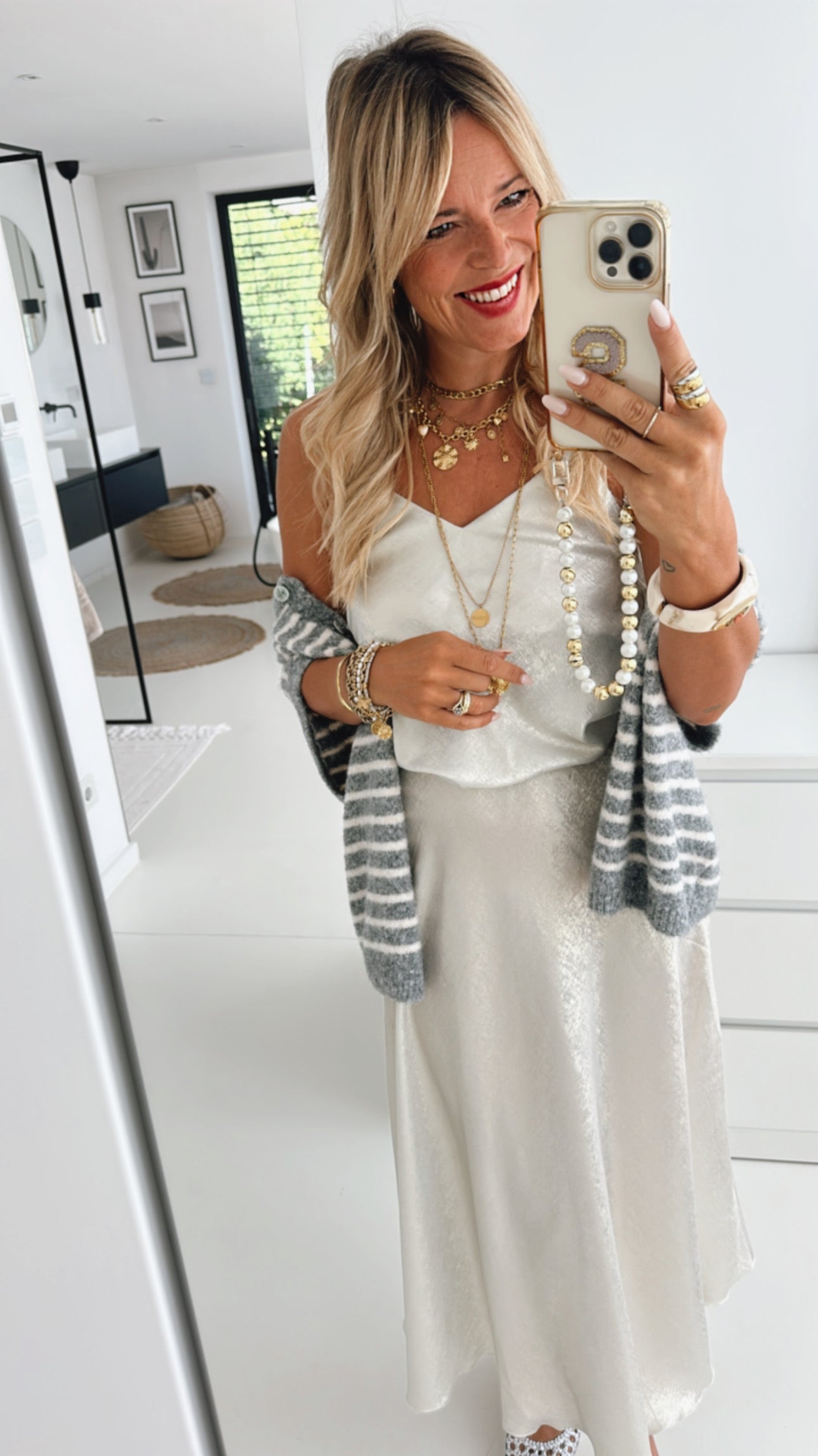 Midi Rock Shiny Structured