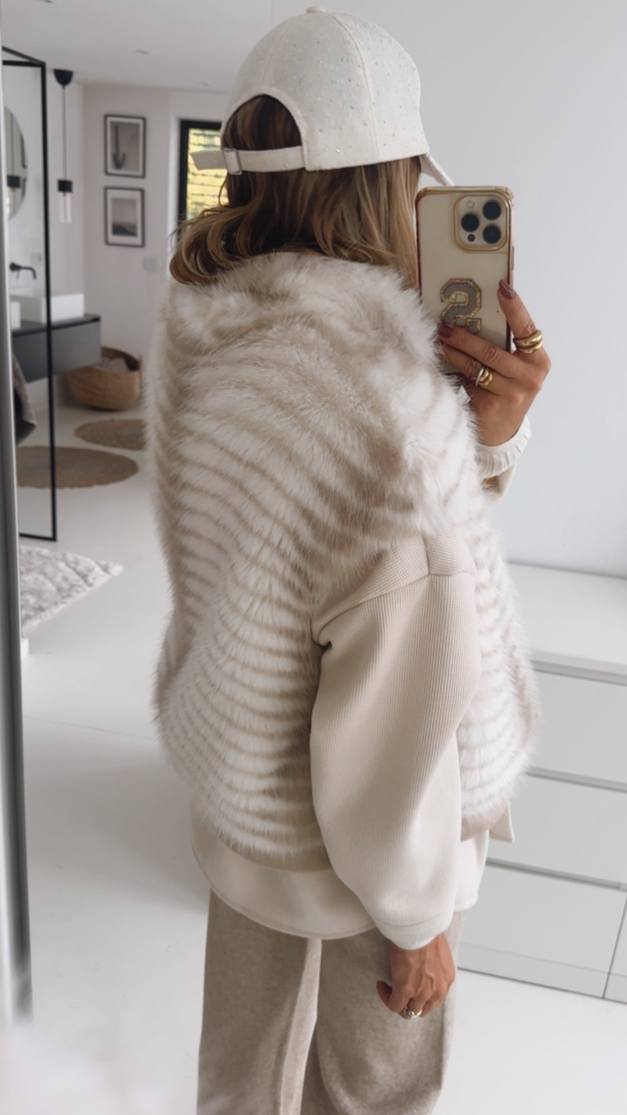 Midi Kuschel Weste Zebra a like