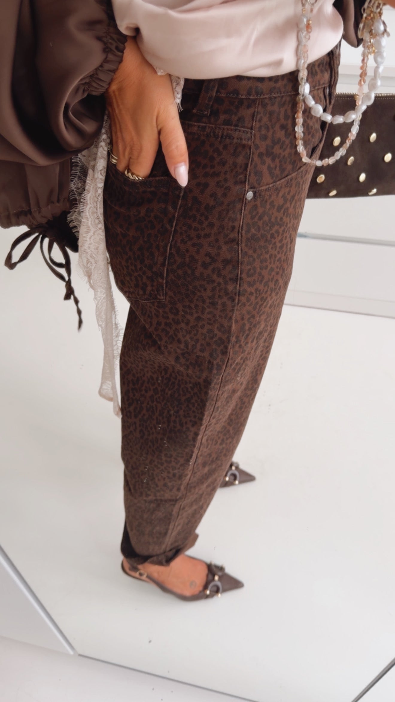 Everyday Hose Leo Vibes