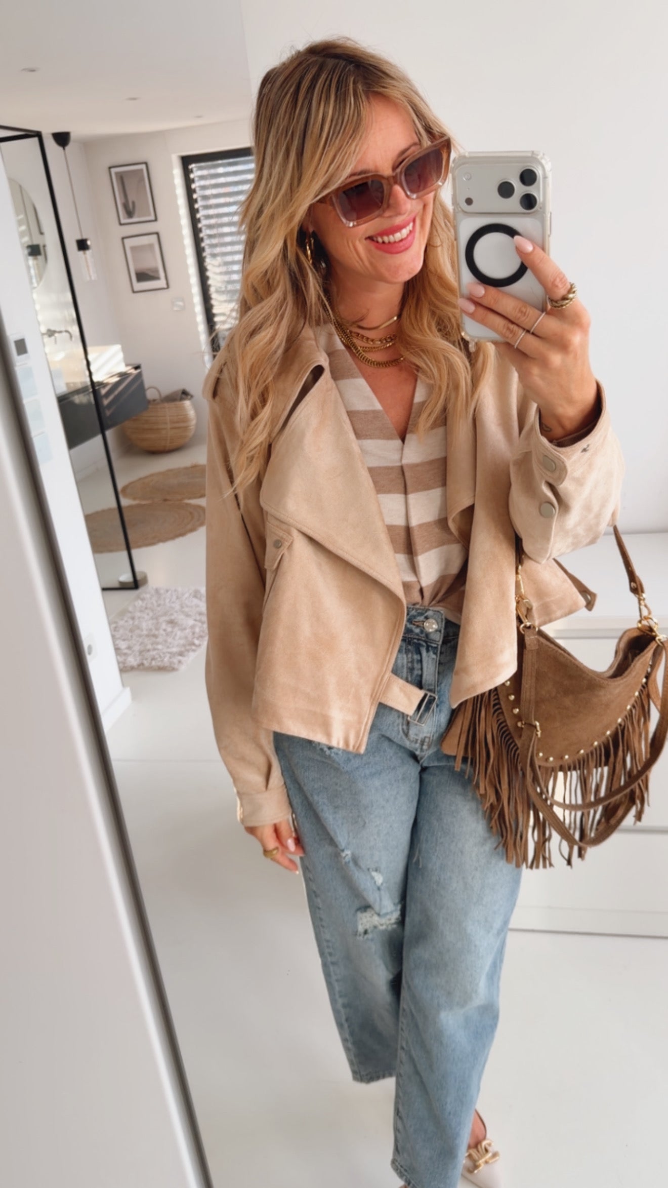 Longsleeve Deep V-Neck Stripes