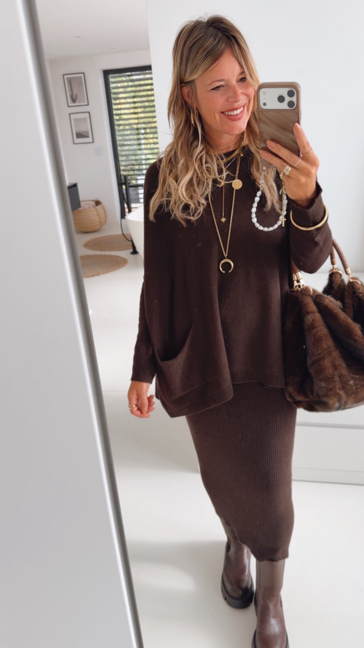 Capsule Pulli Side Pocket