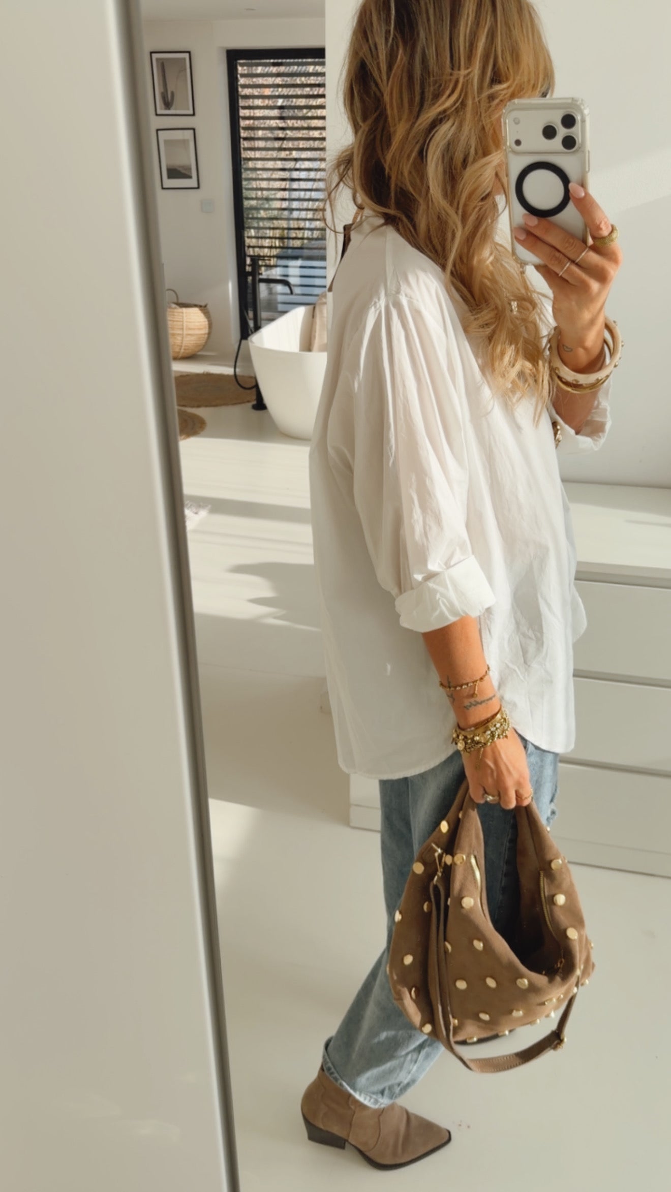 Bluse Statement Brooch