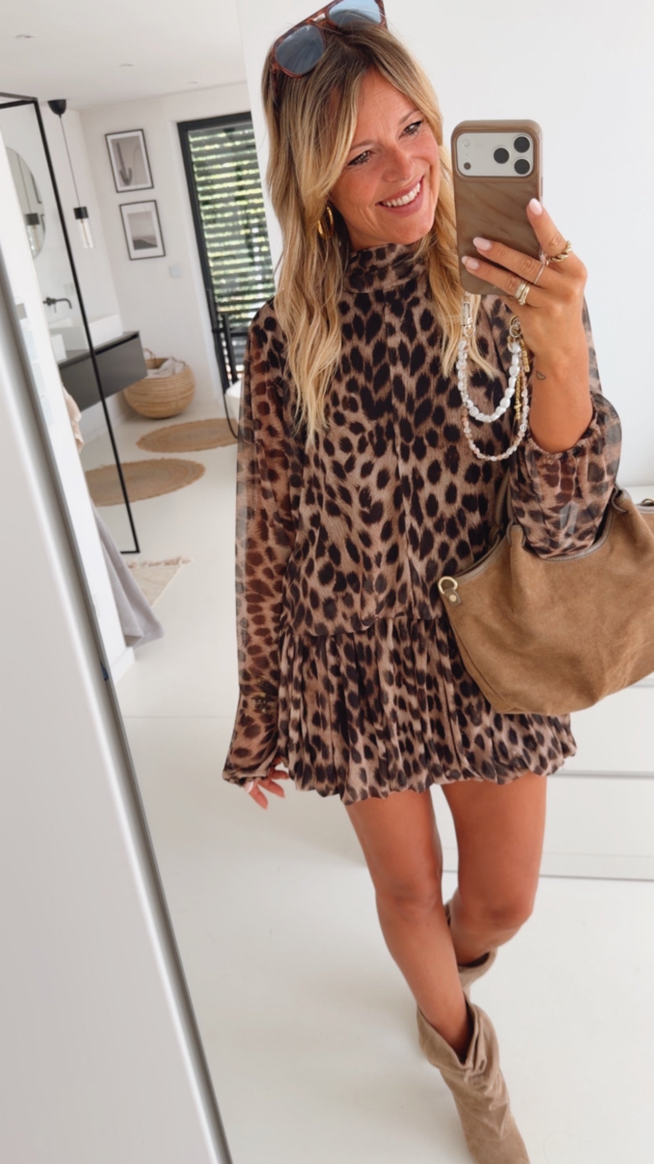 Leo Kleid Fancy Back