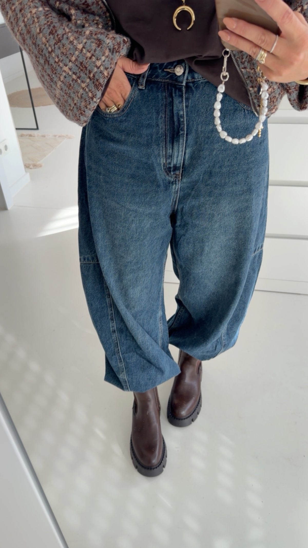 Barrel Jeans Dark Wash