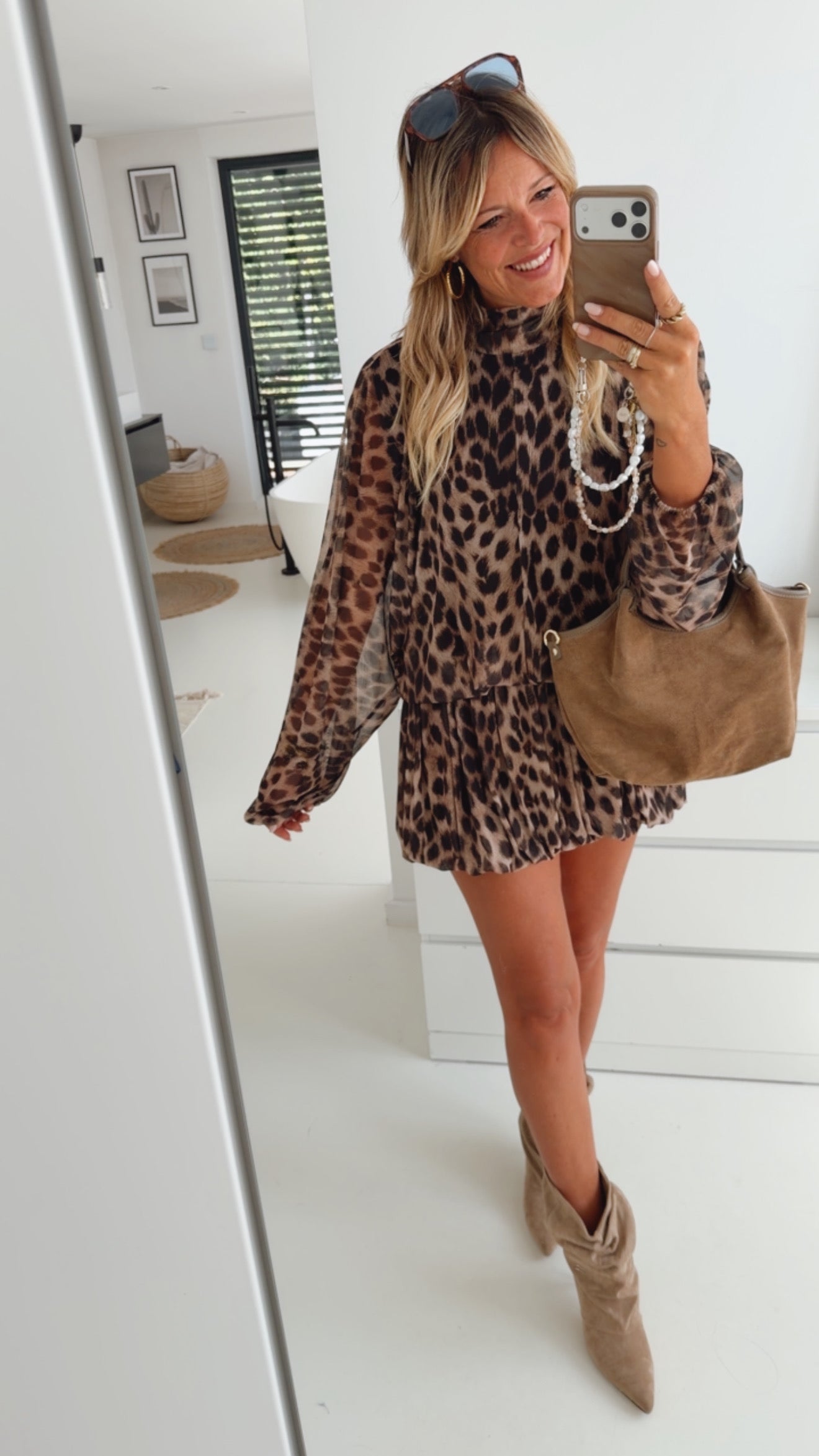 Leo Kleid Fancy Back