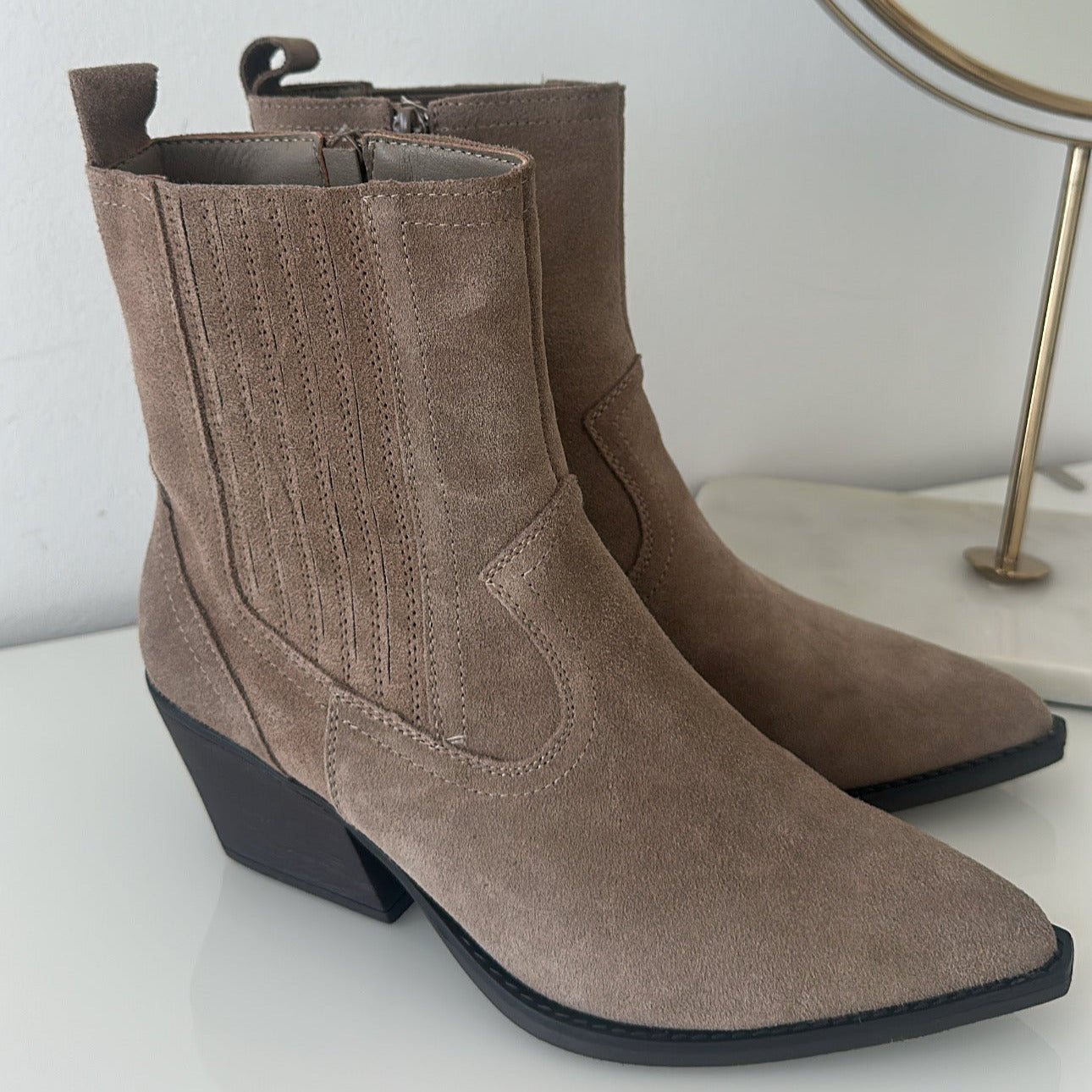 Short Boots Streifen