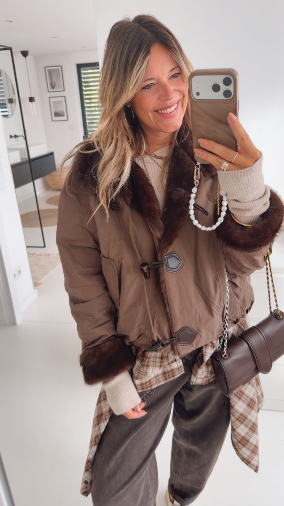 Fell Jacke Buttons