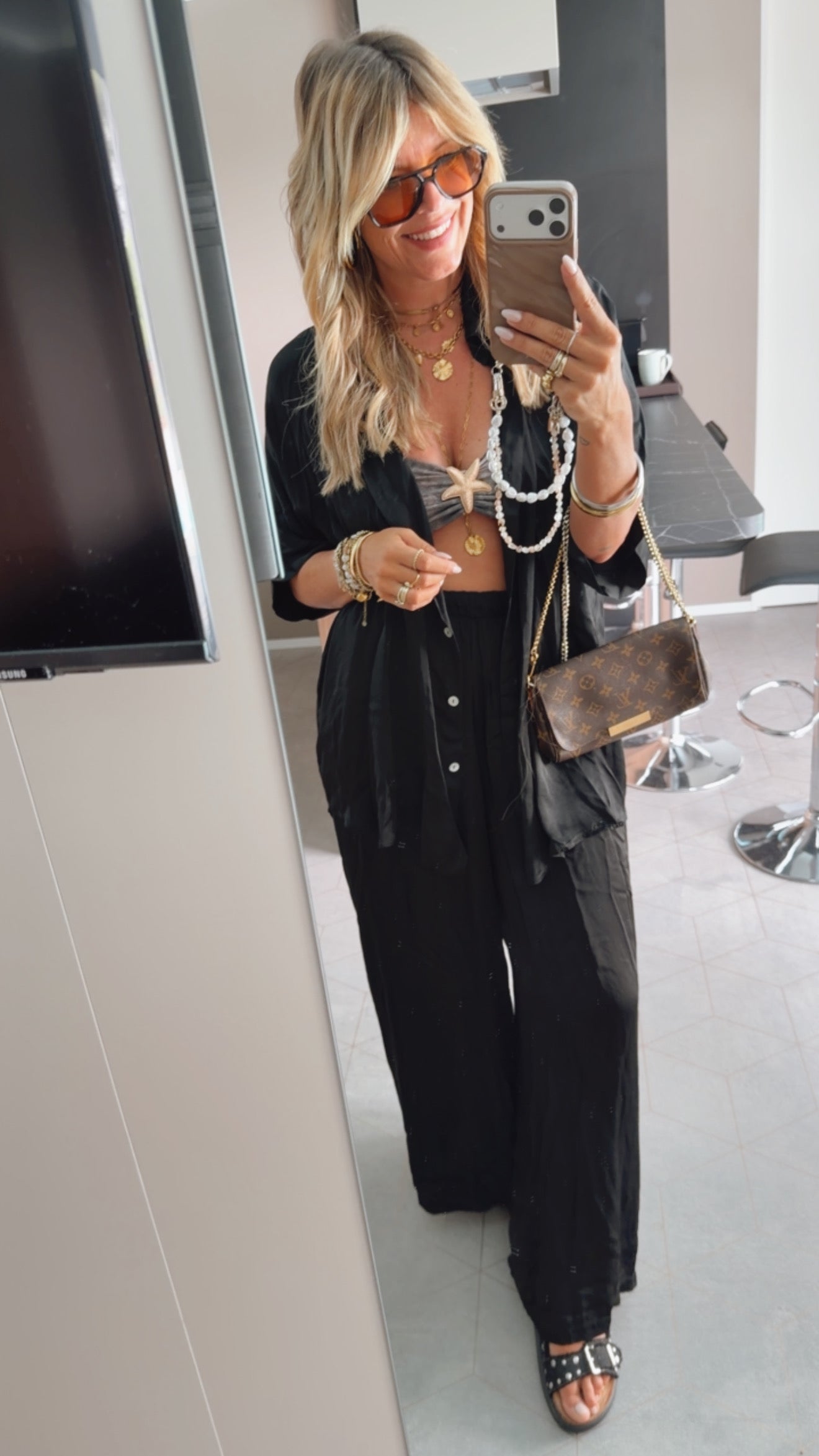 Silky Loose Hose