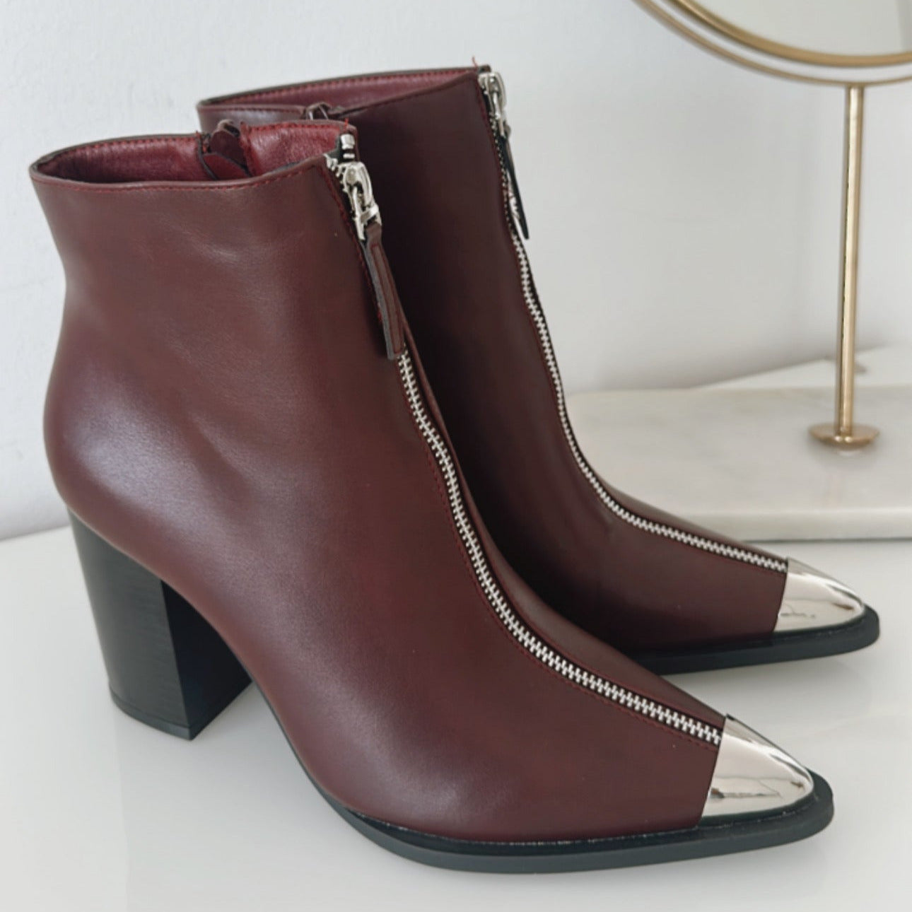 Boots Silver Zipper