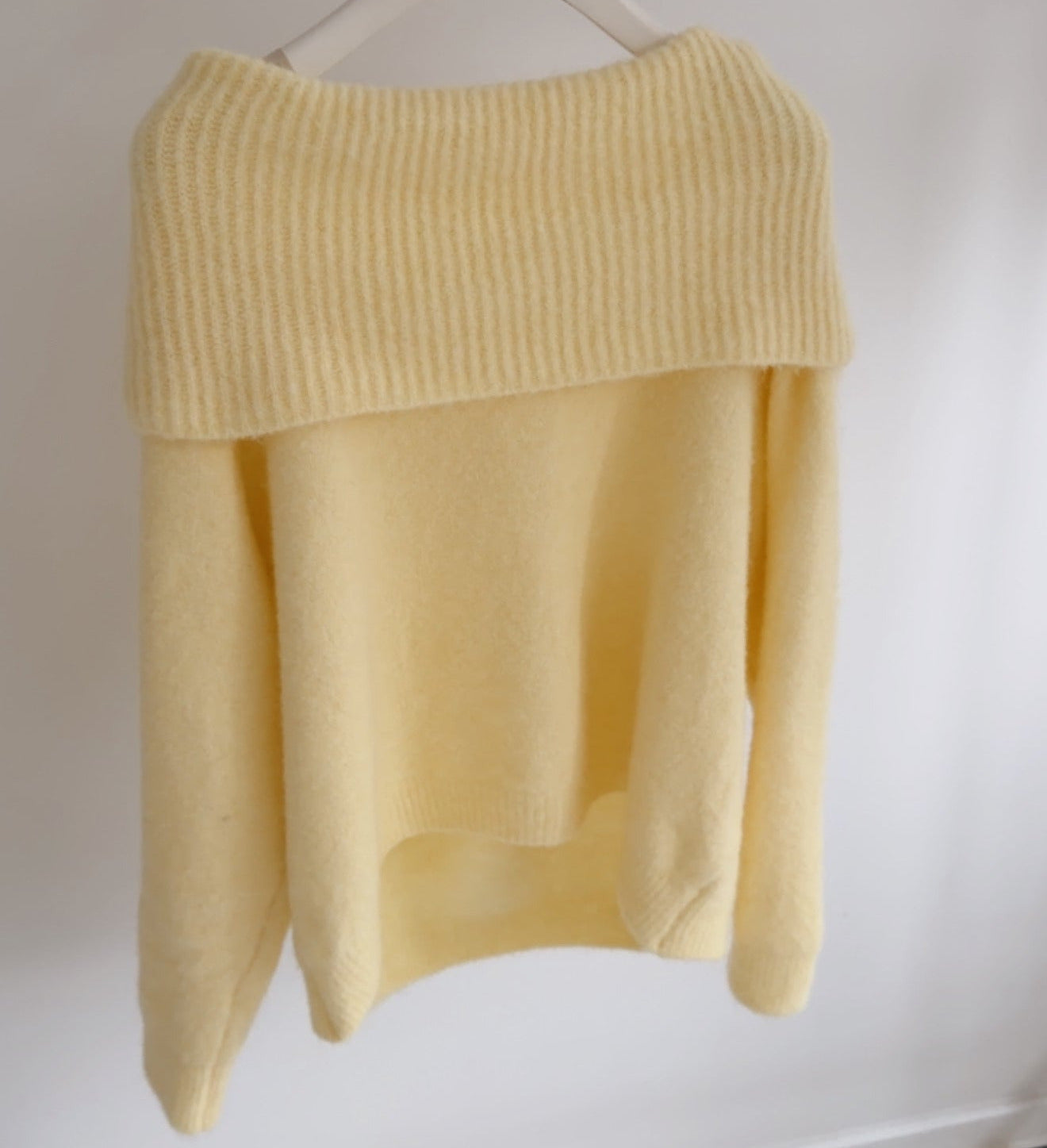 Strick Pulli Off-Shoulder