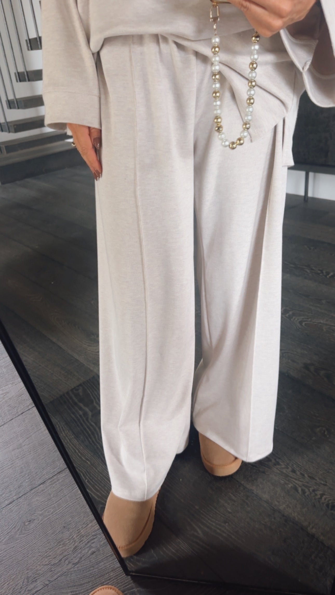 Lounge Hose
