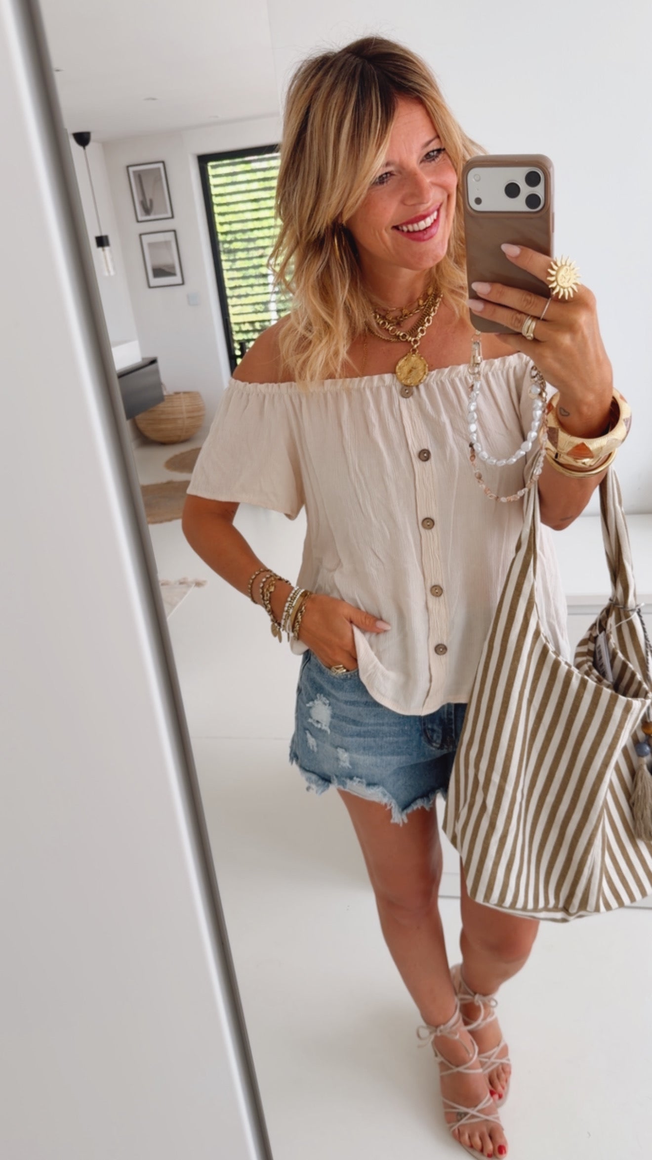 Offshoulder Oberteil Button