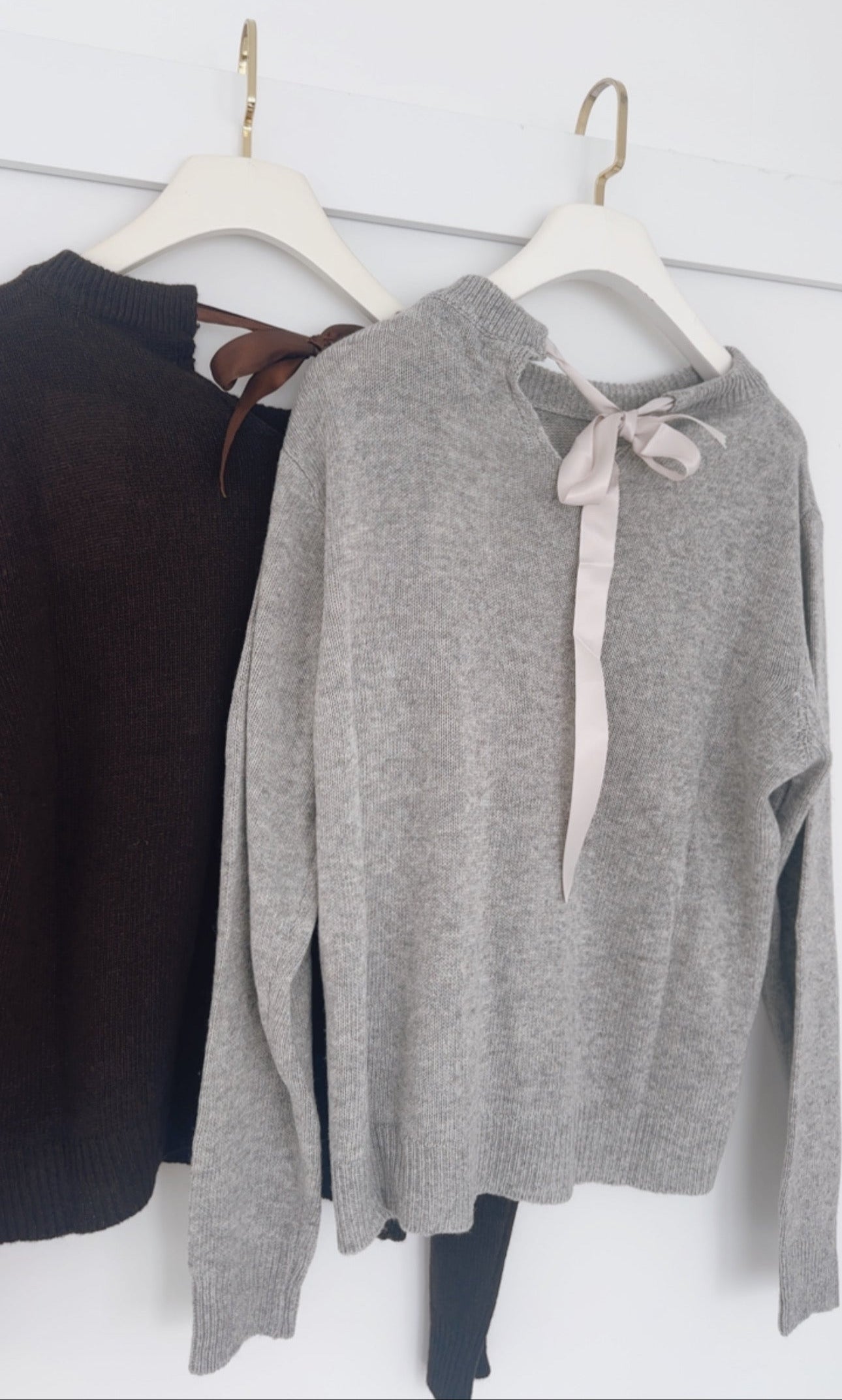 Pullover Back Details
