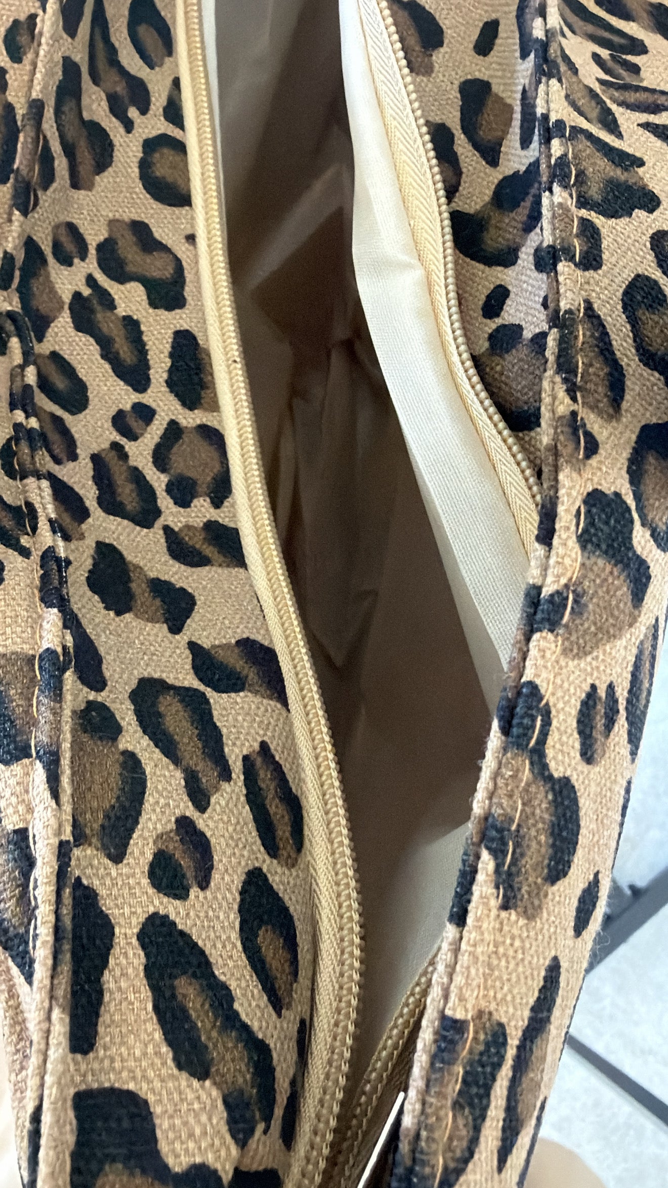 Big Leo Tasche