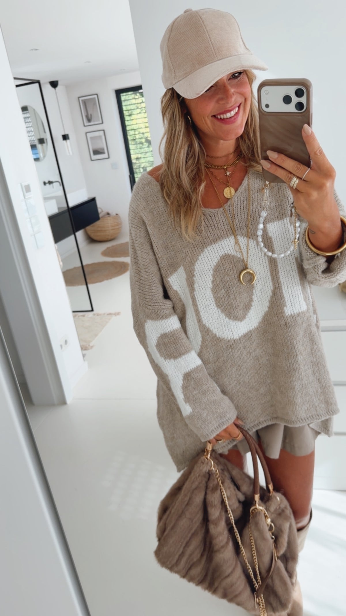 Oversize Pulli Amour