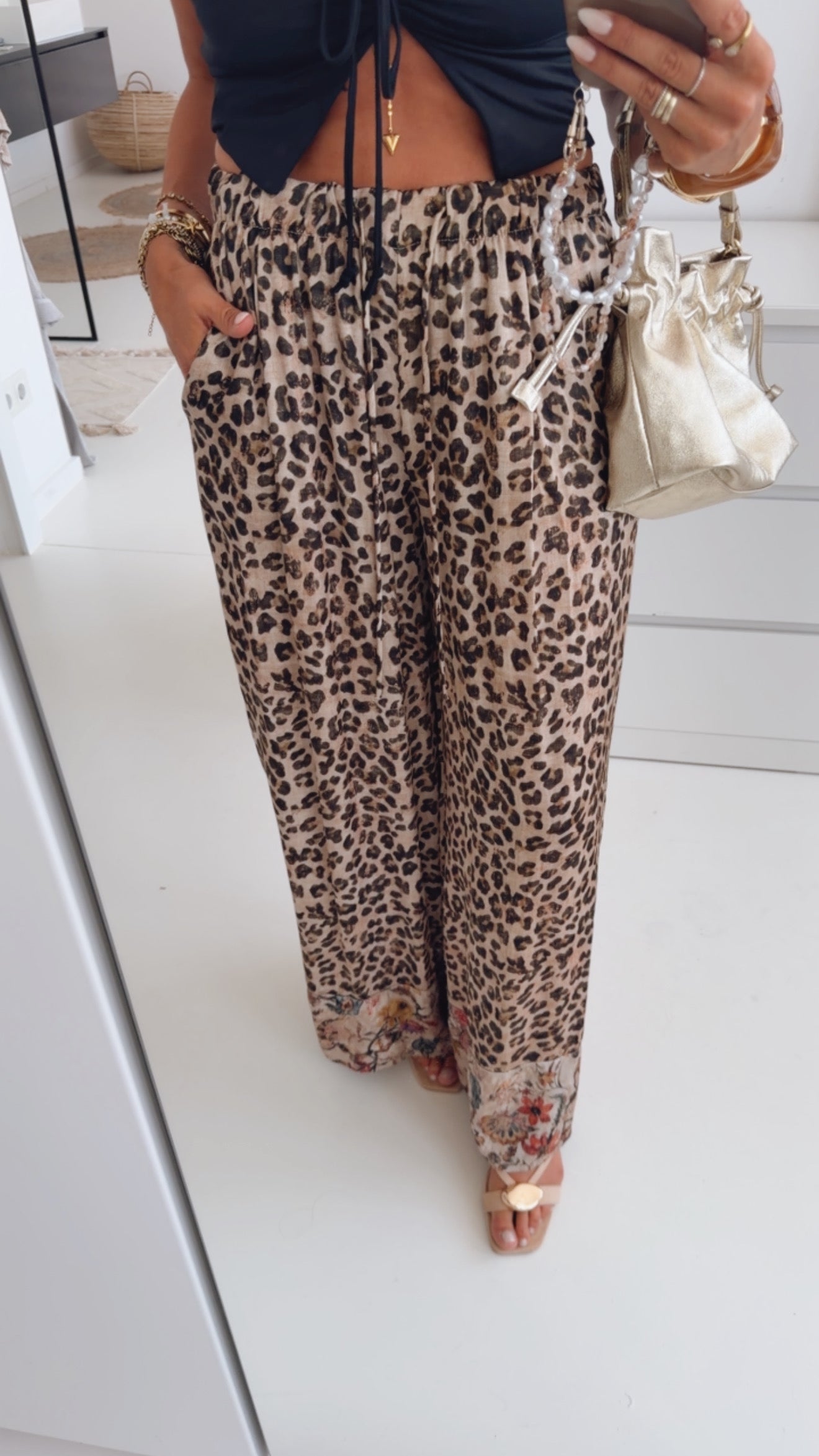 Leo Loose Hose