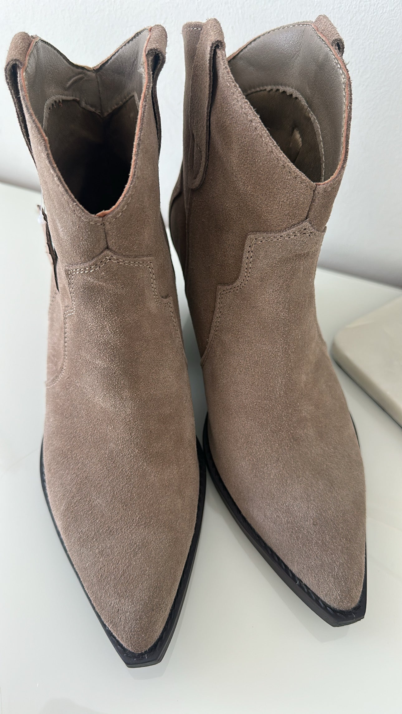 Short Boots
