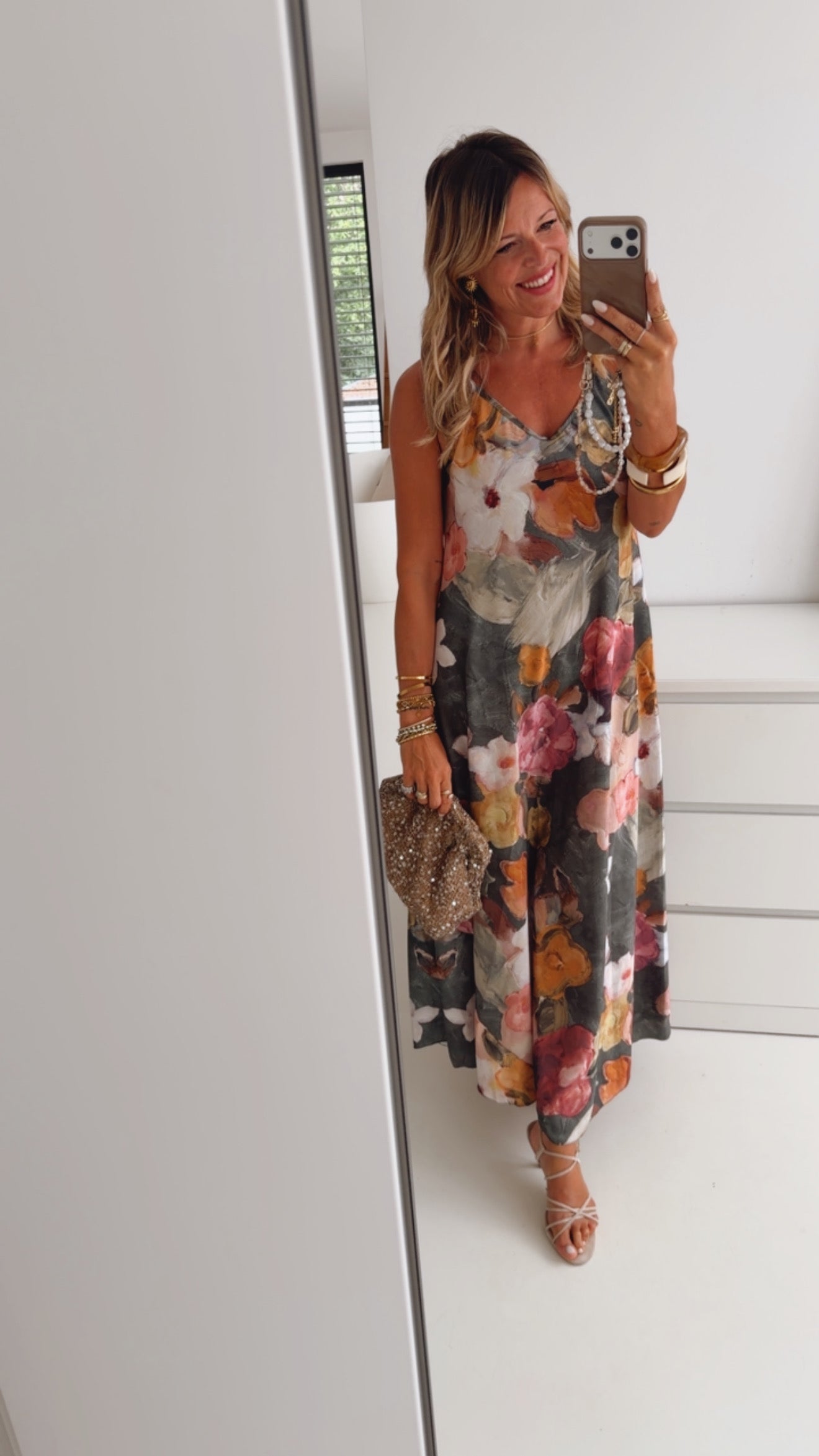 Loose Spaghetti Kleid Blüten Traum Seidenoptik