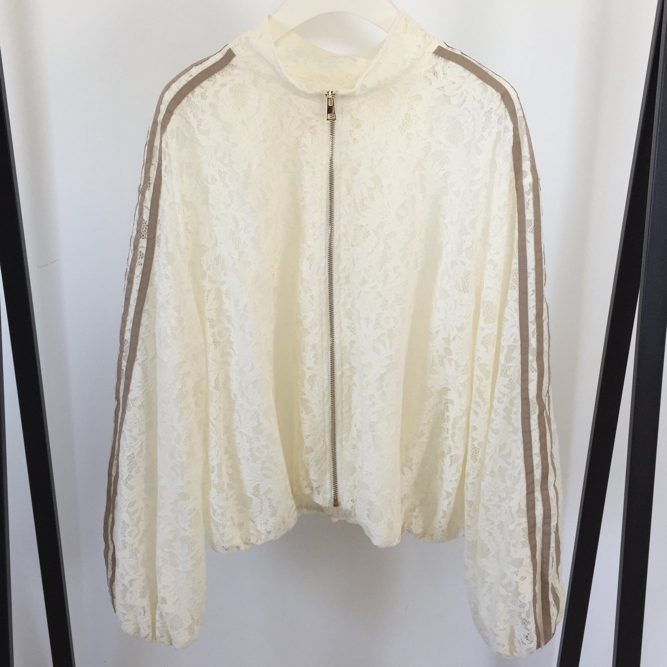 Lace Jacke Sporty