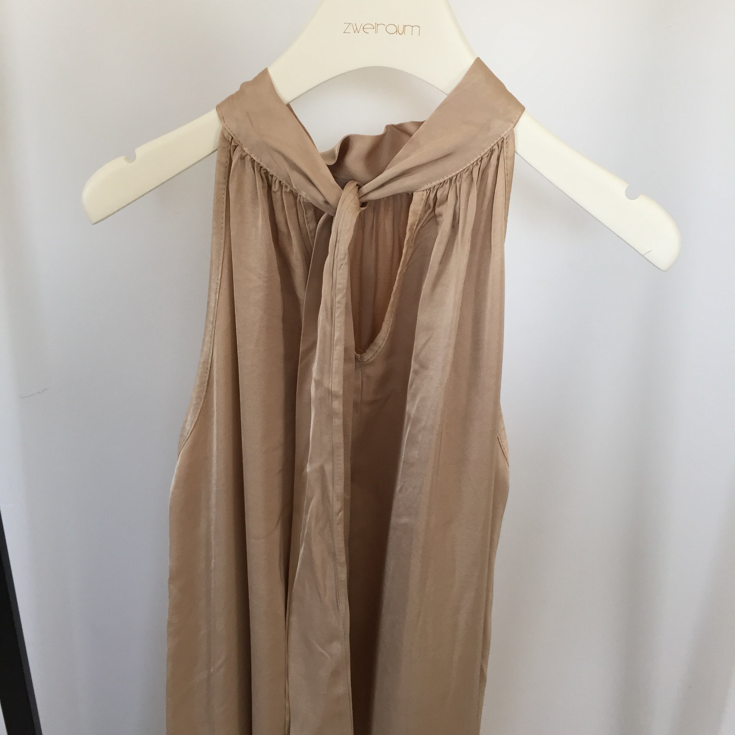 Kleid Neck Tie