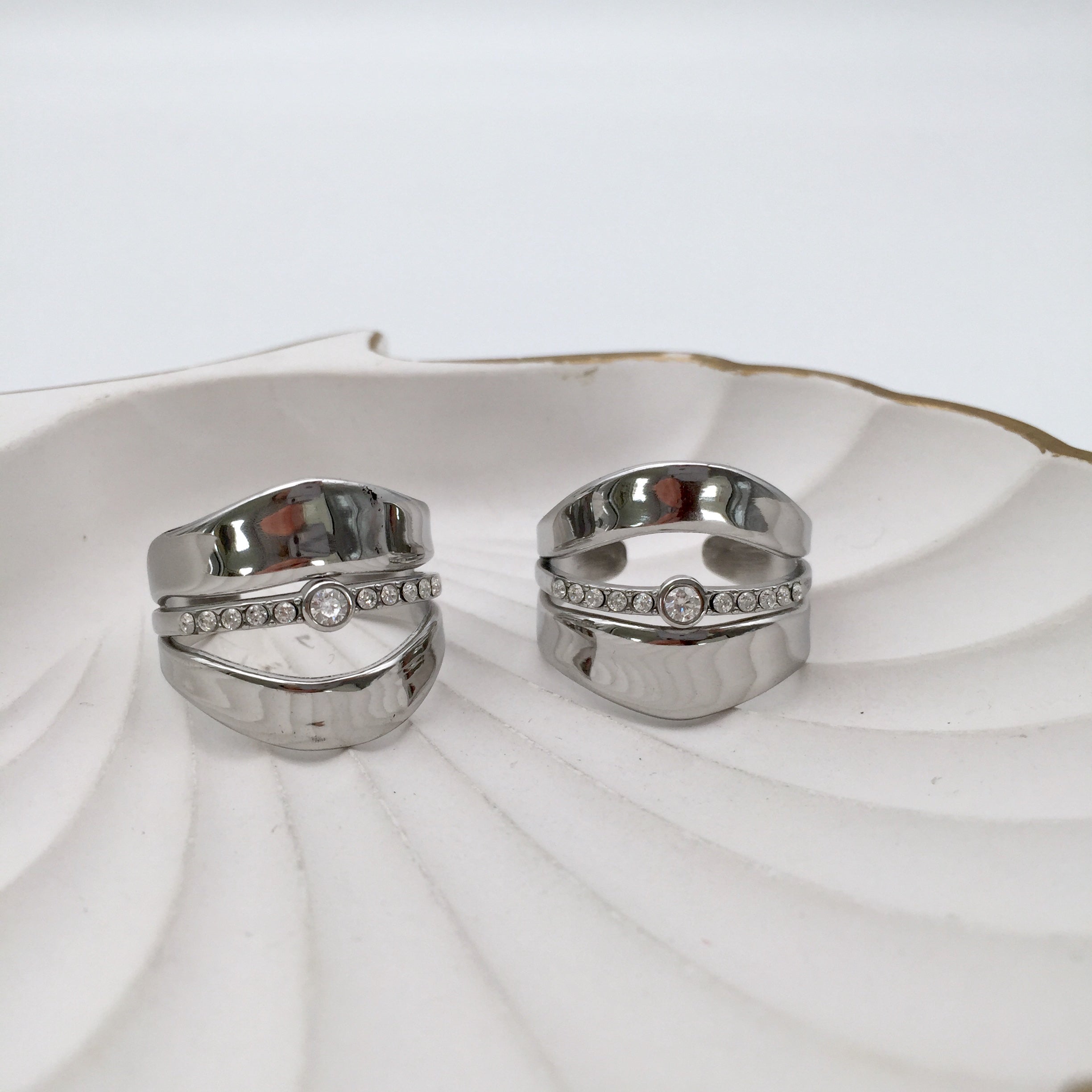 Ring Framed Sparkle