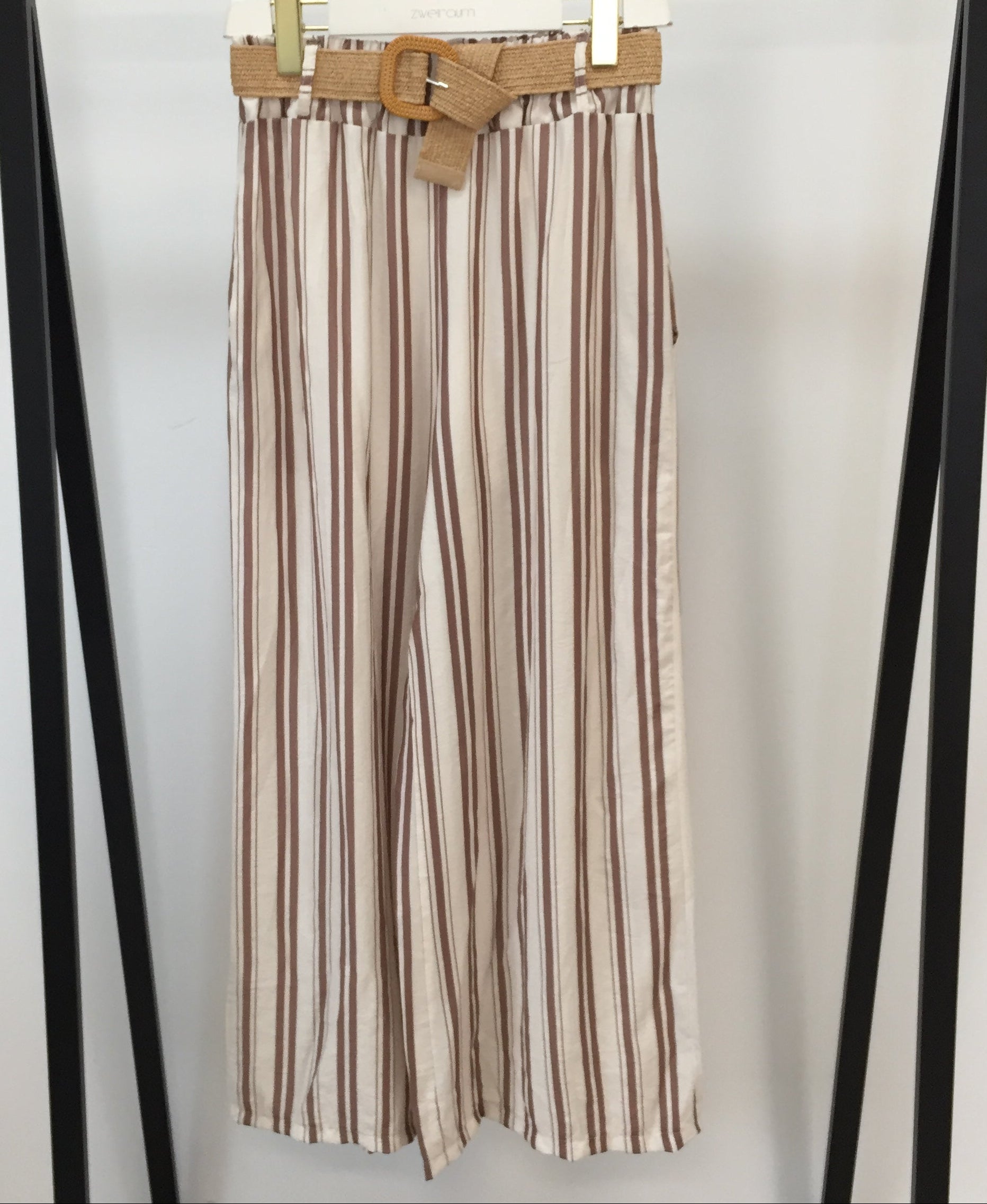 Loose Hose Stripes mit Bast Gürtel