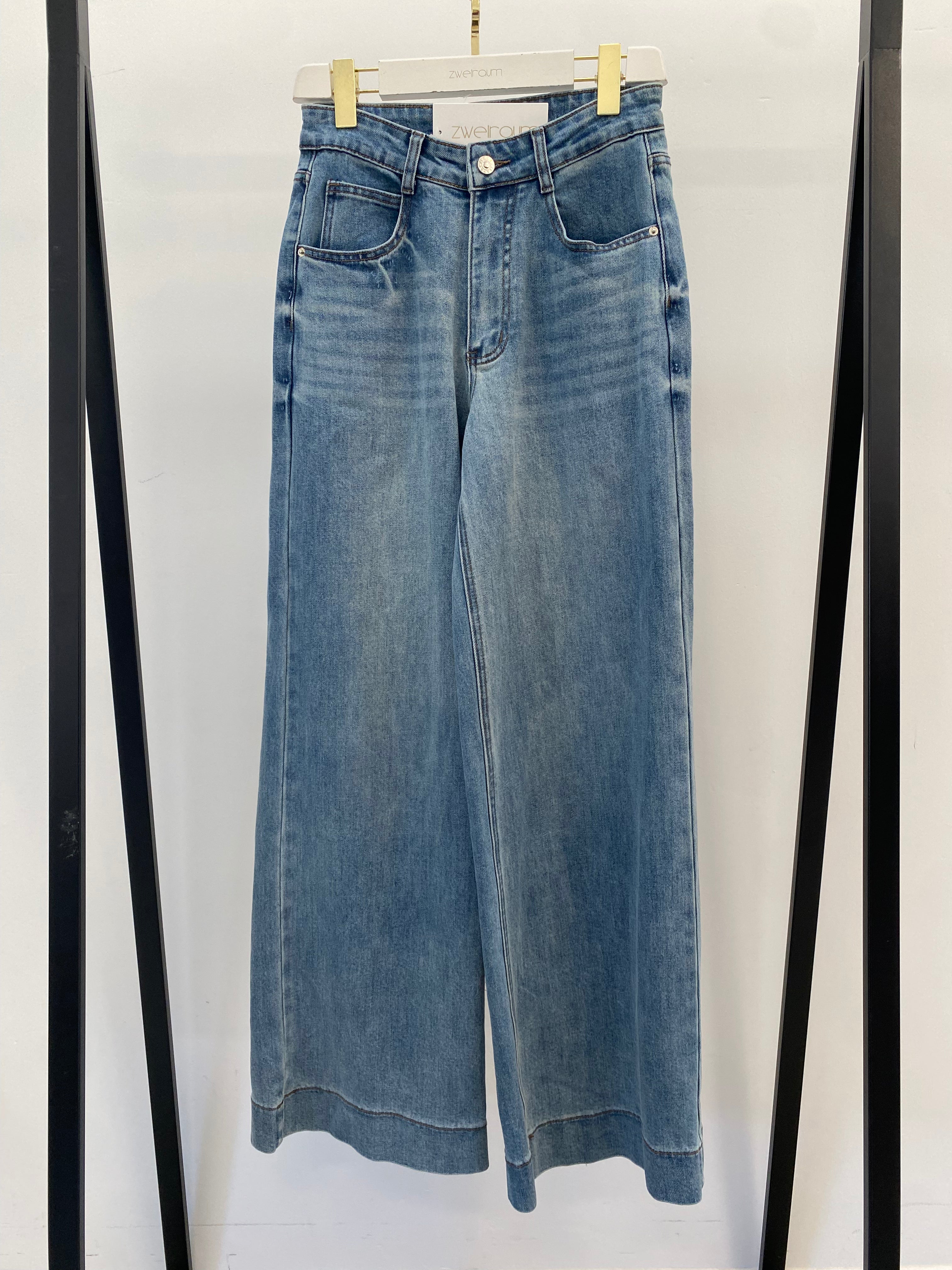 Straight Jeans Big Hem