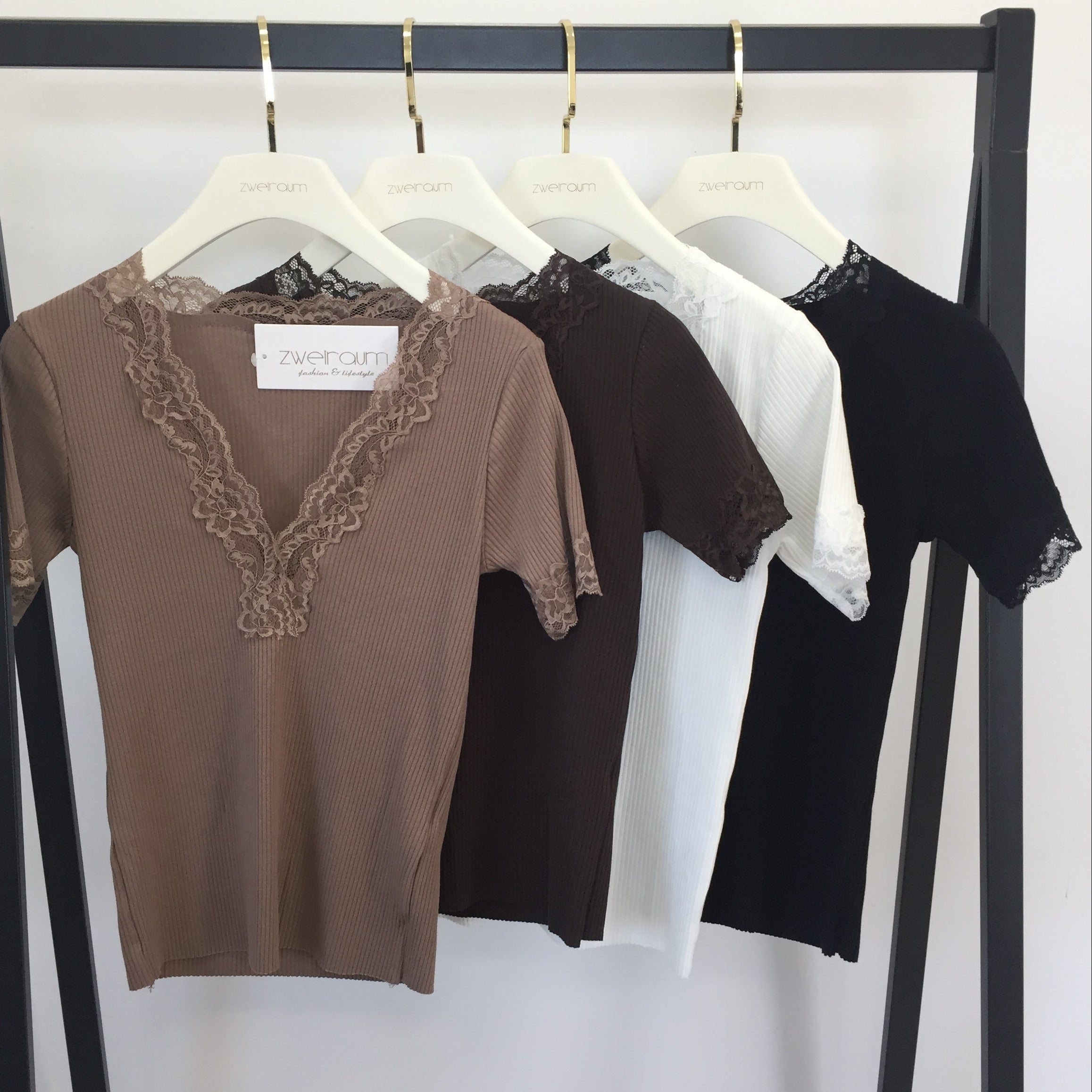 Ribbed Shirt Lace V-Neck