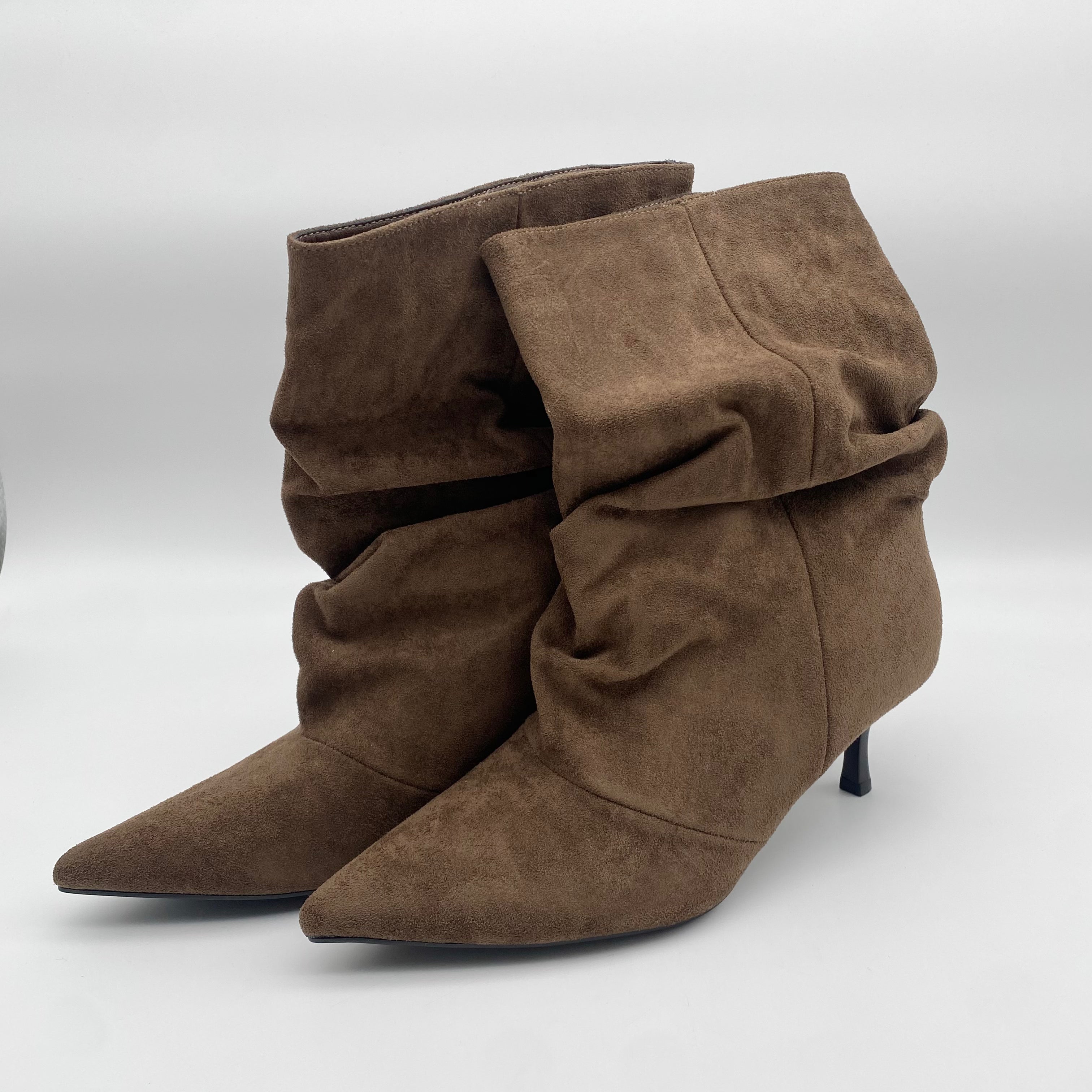 Slouchy Boots Wildleder-Optik