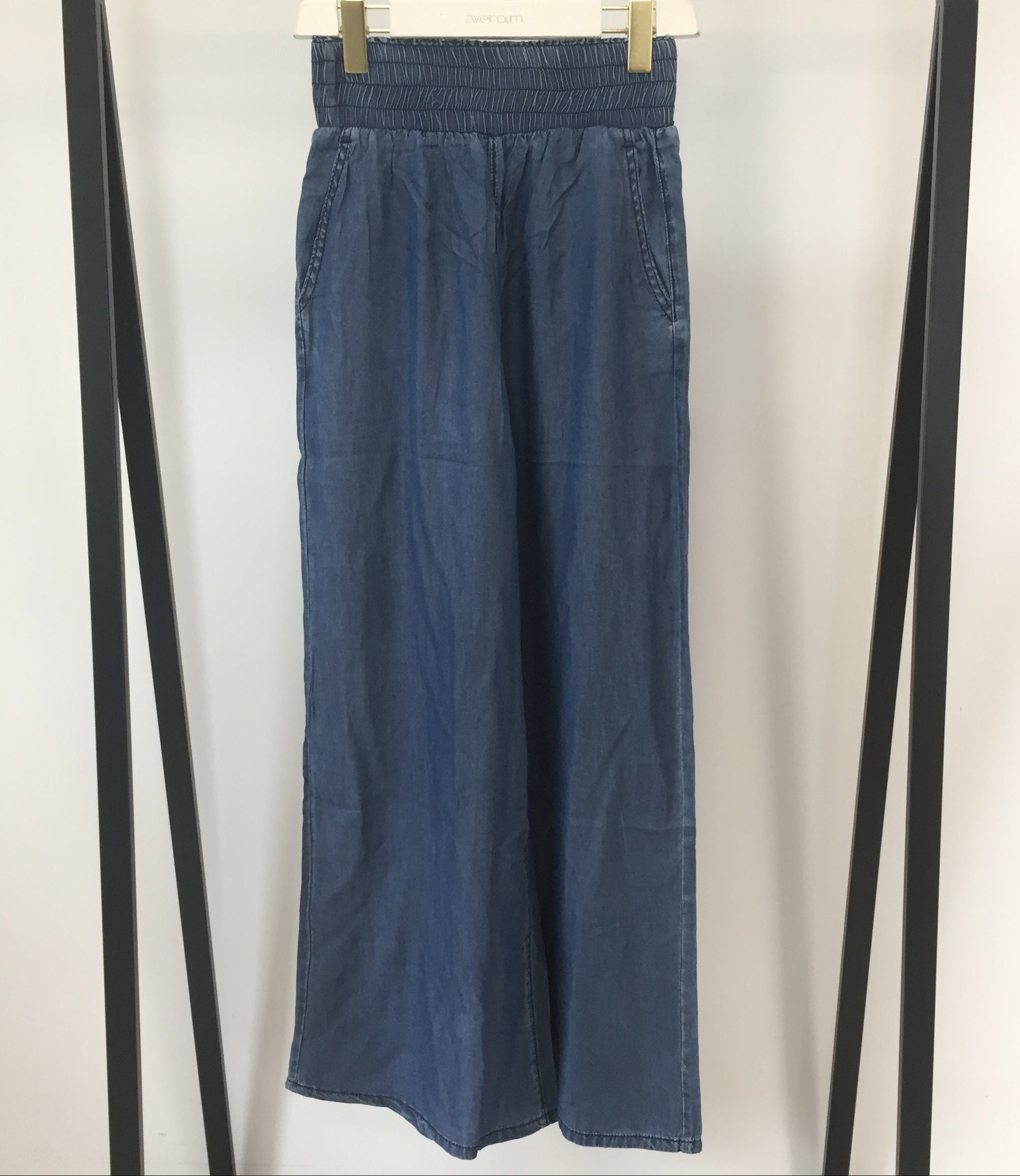 Loose Hose mit Gummibund