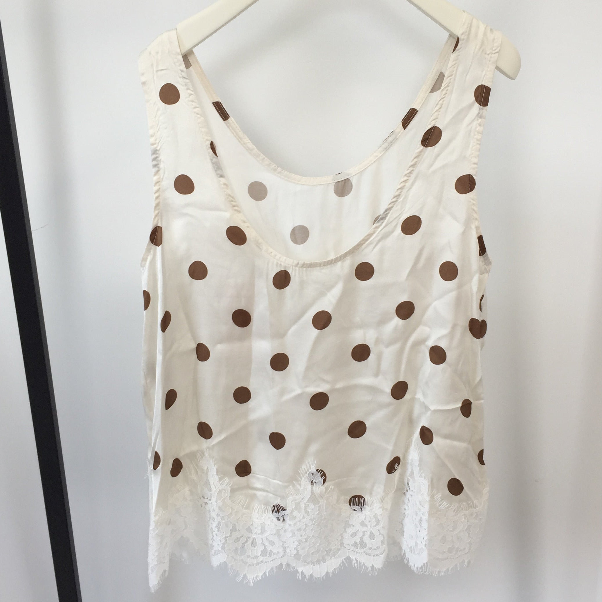 Polkadot Top mit Spitze